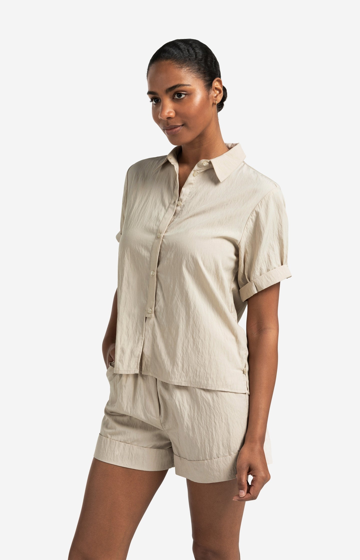 Short sleeve blouse with refined placket detail