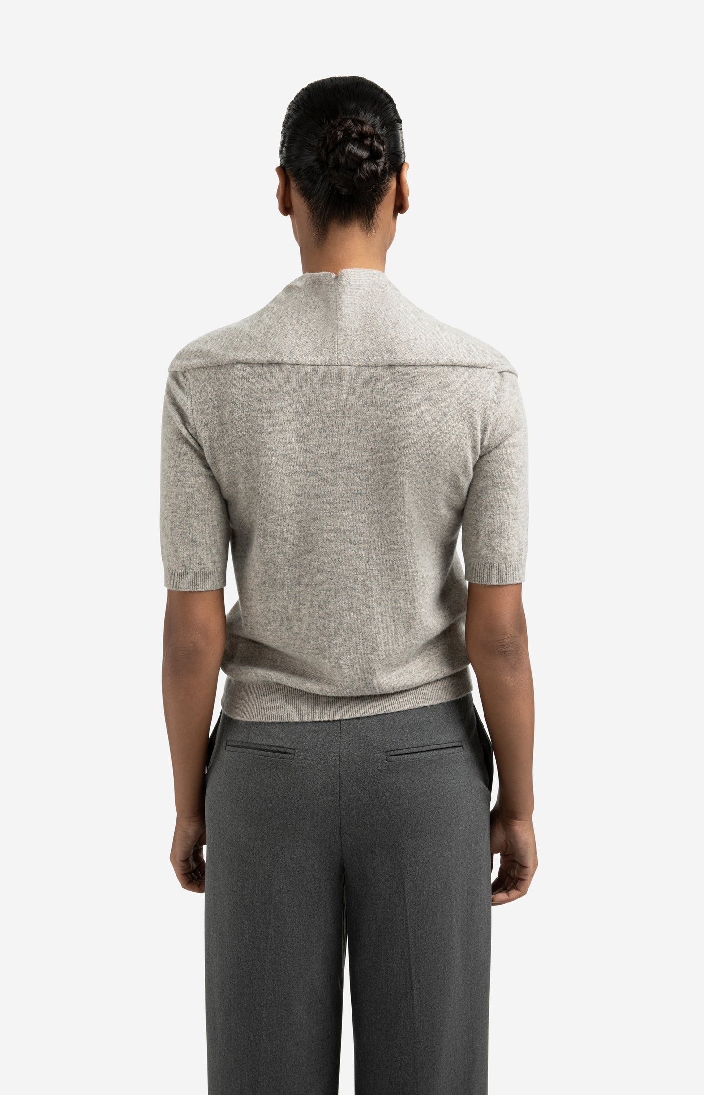 Short sleeve sweater with fixed scarf detail