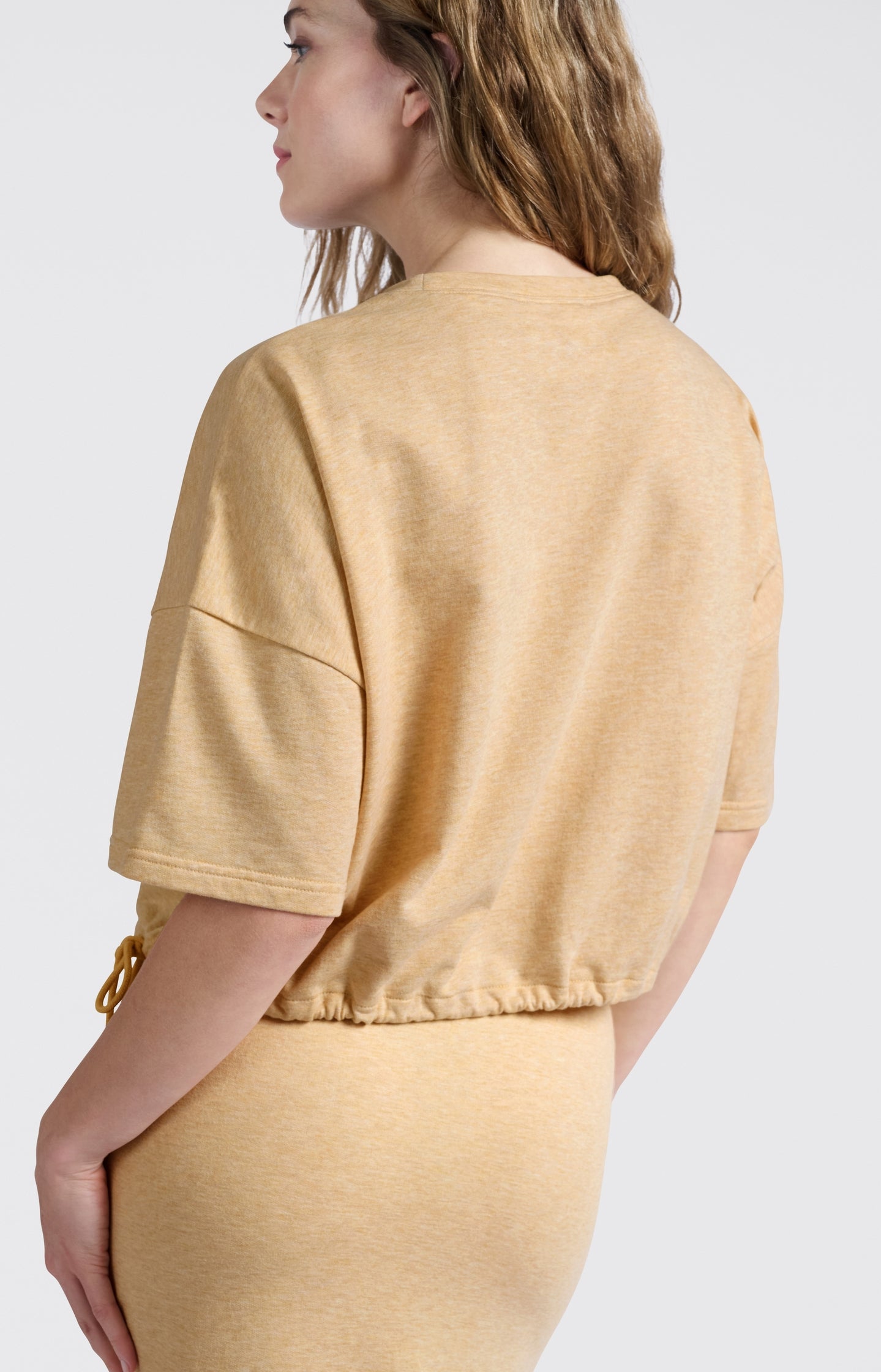 Short sleeve sweatshirt with drawstrings