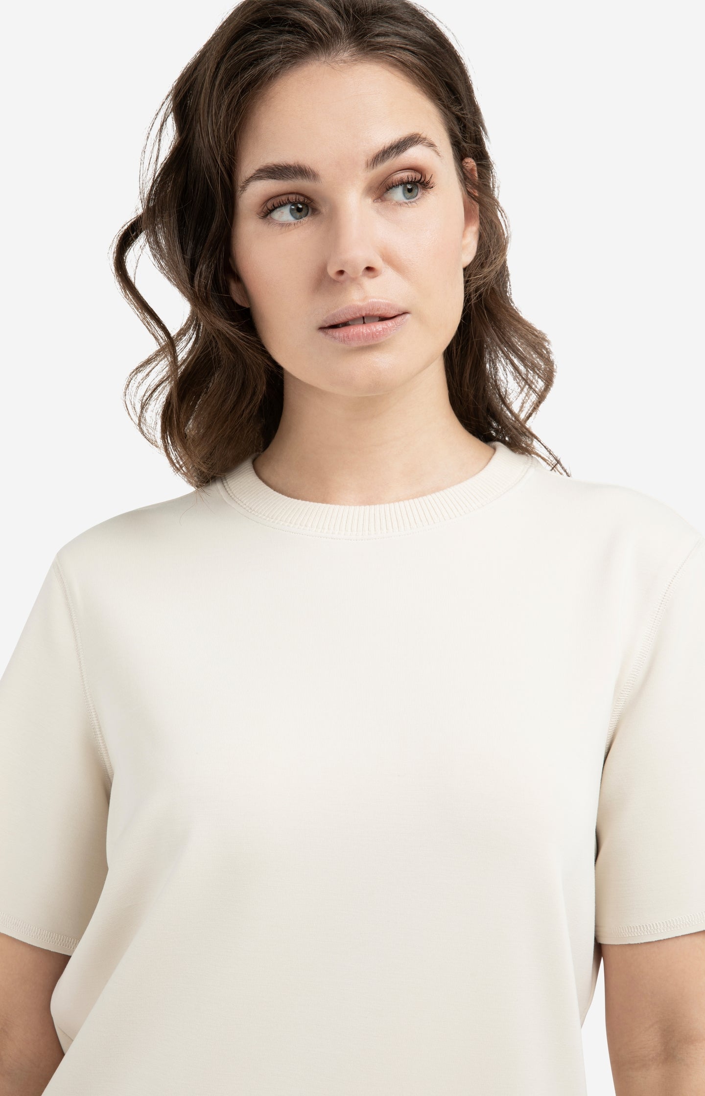 Short sleeve sweatshirt with ribbed knit neckline - Type: lookbook