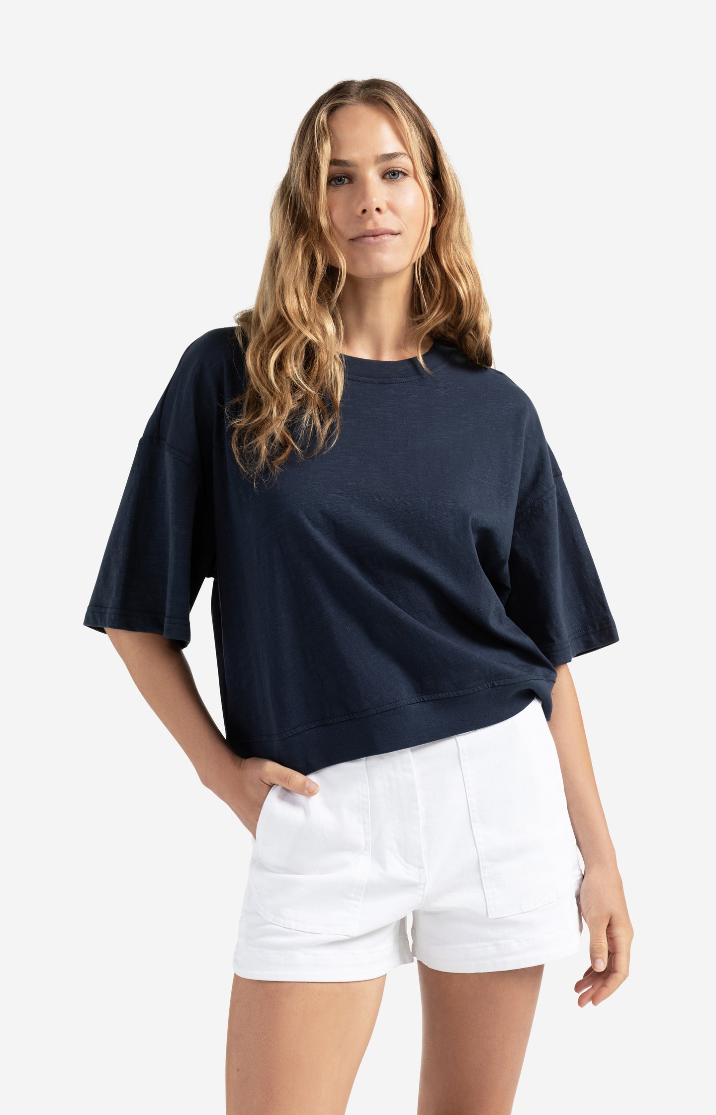 Short sleeve T-shirt with slub texture - Type: lookbook
