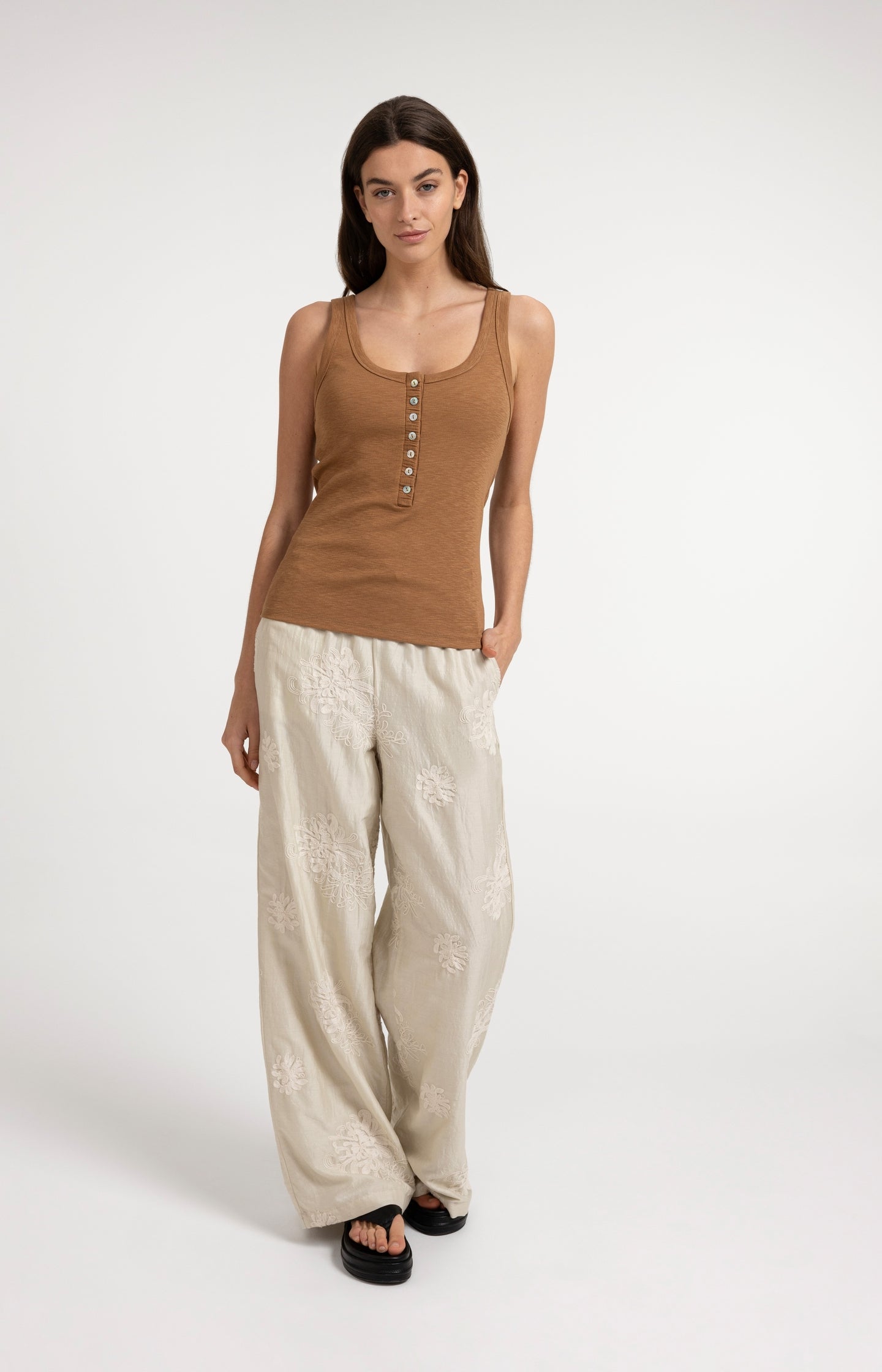 Singlet with button details