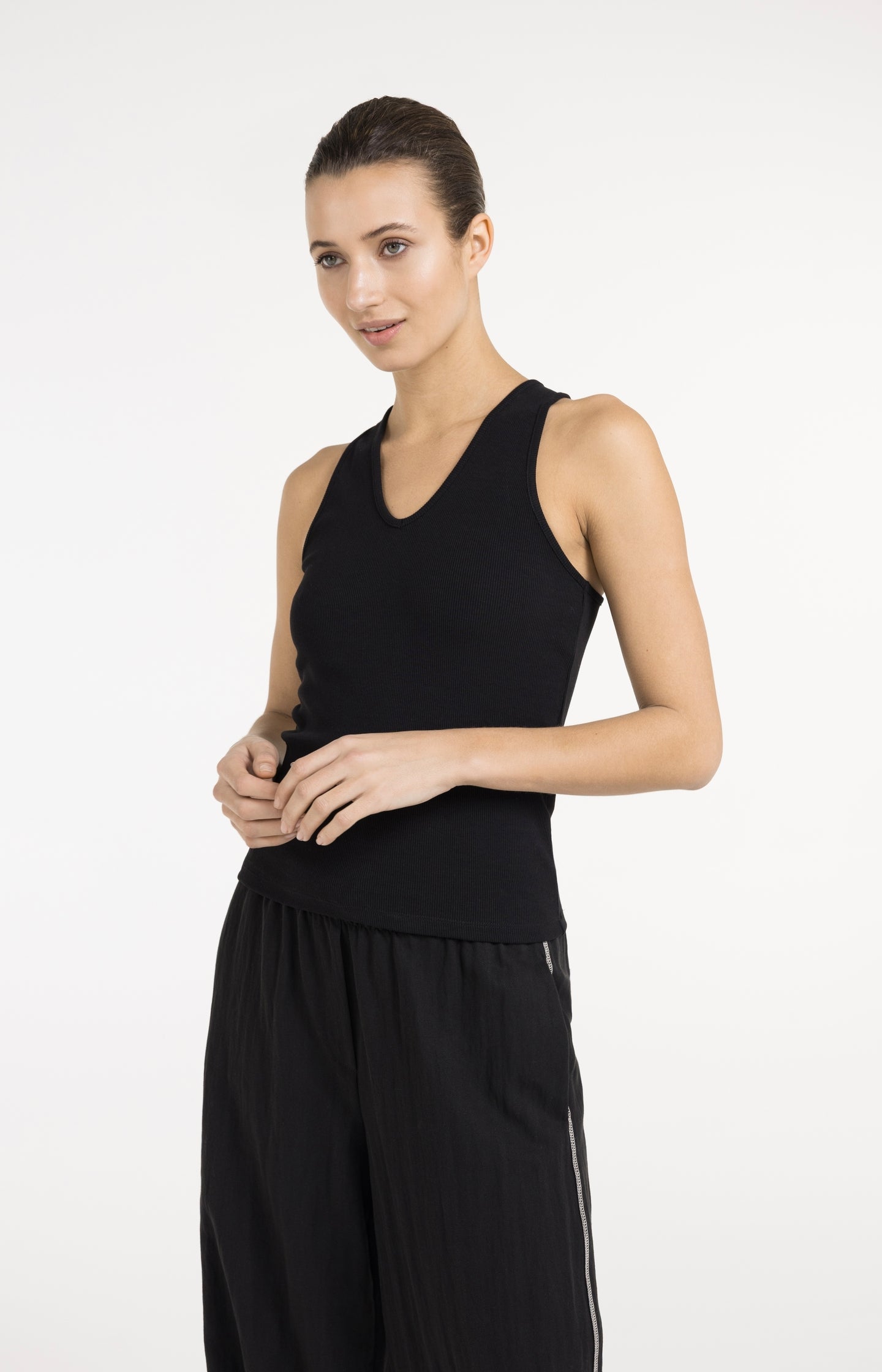 Singlet with crossed back detail