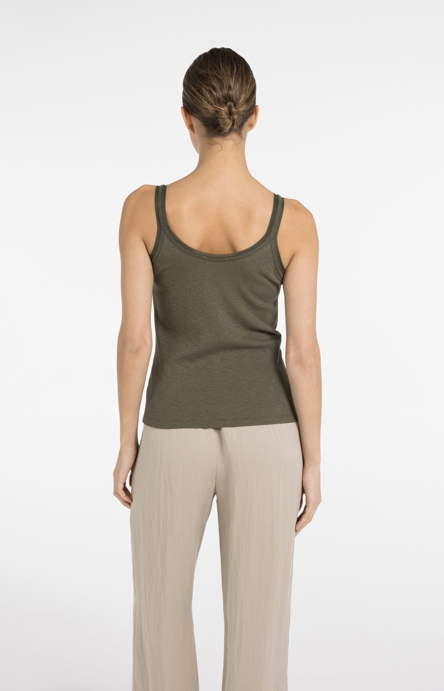 Singlet with mesh detail - Type: lookbook