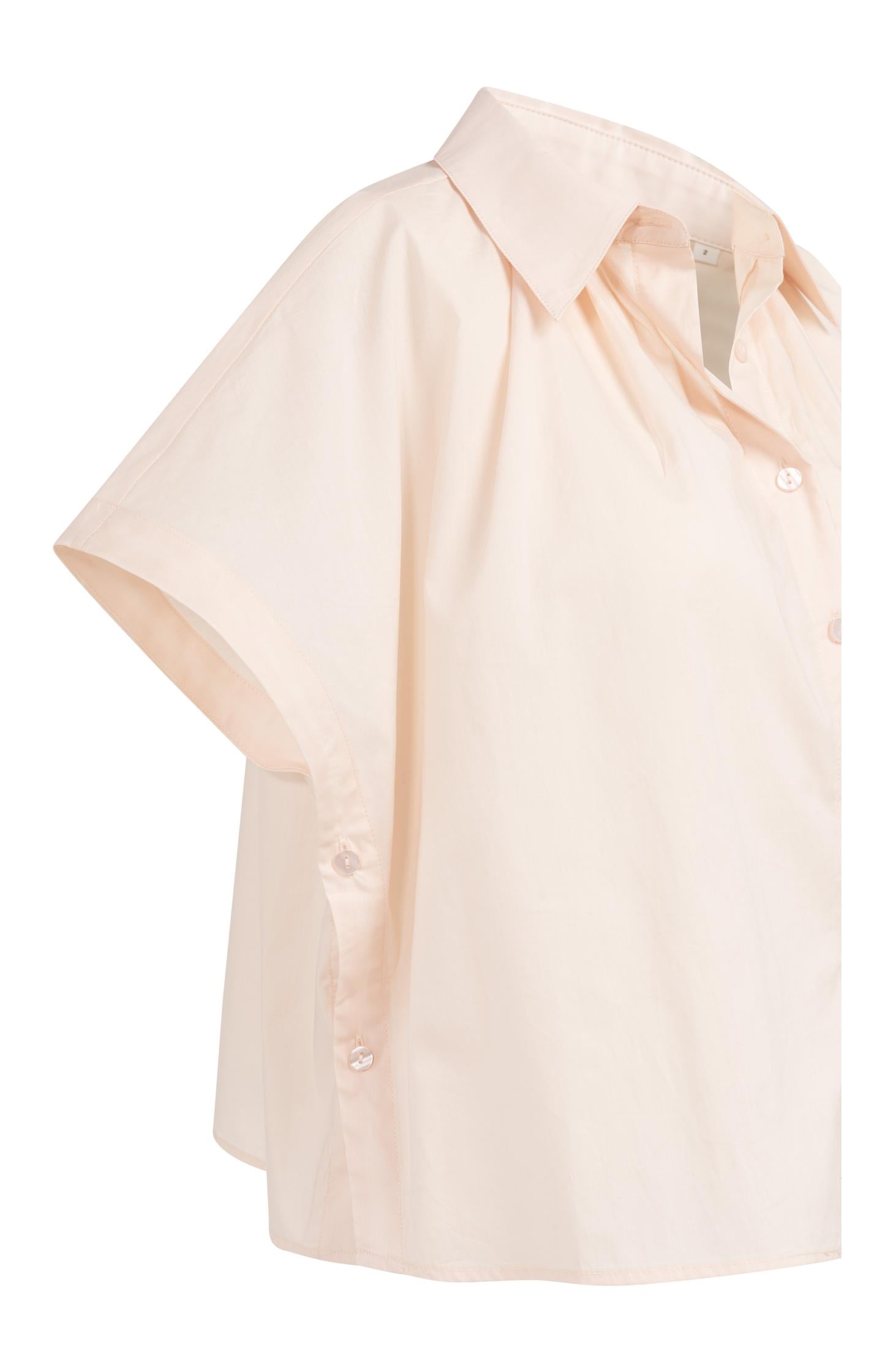 Ärmellose Bluse mit Zierknöpfen