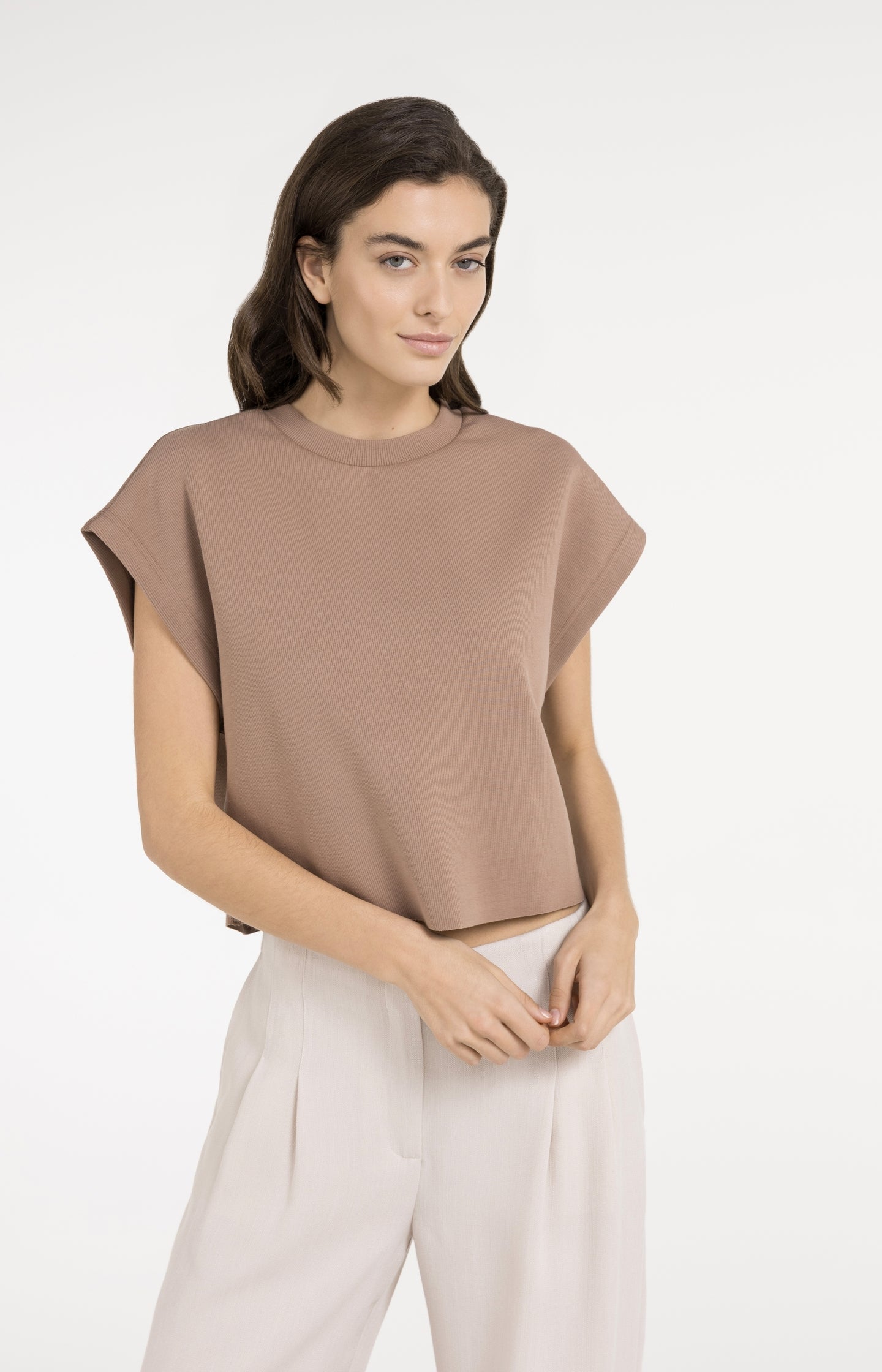 Sleeveless boxy sweatshirt with ribbed details