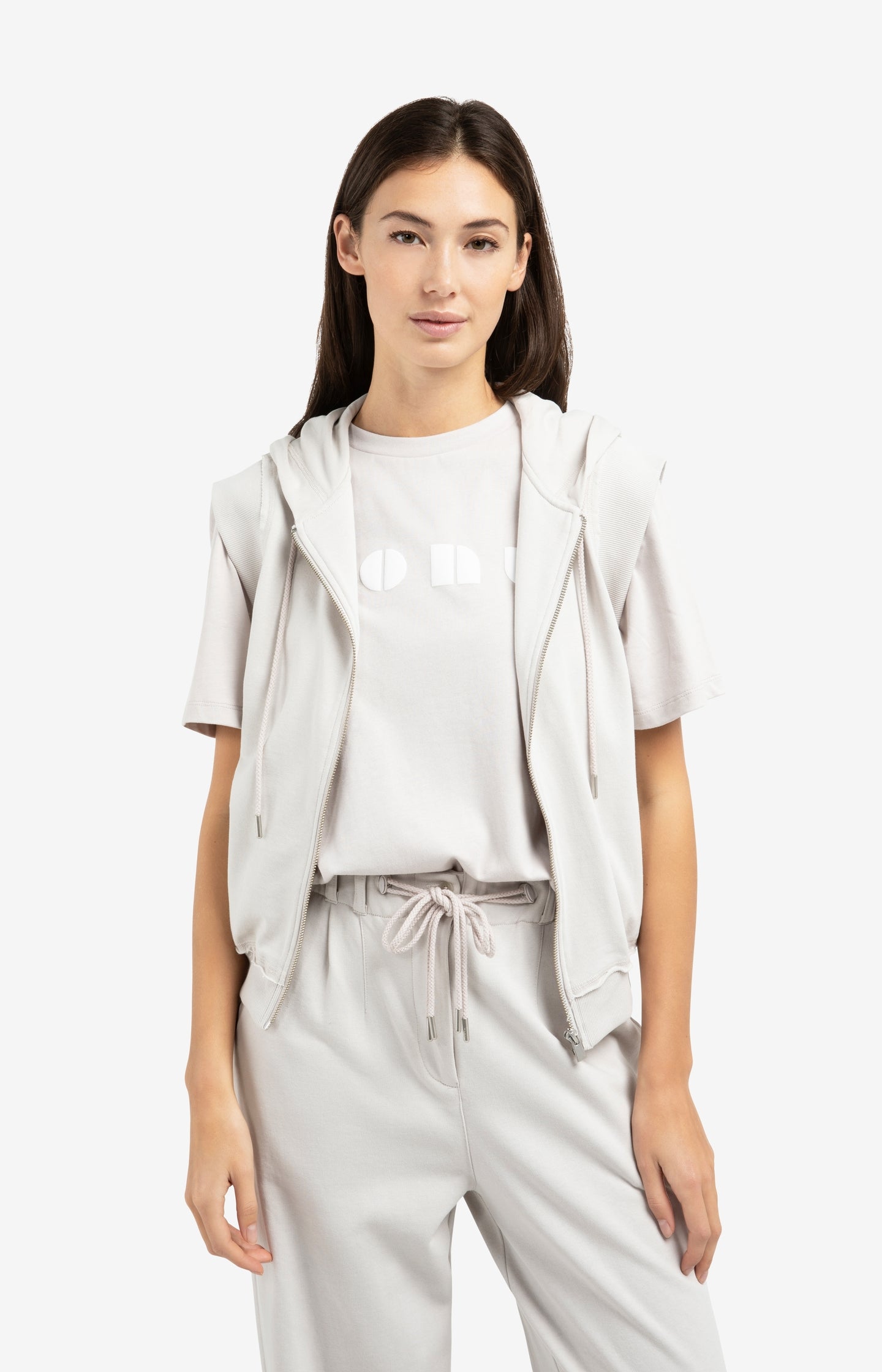 Sleeveless hoodie with cords