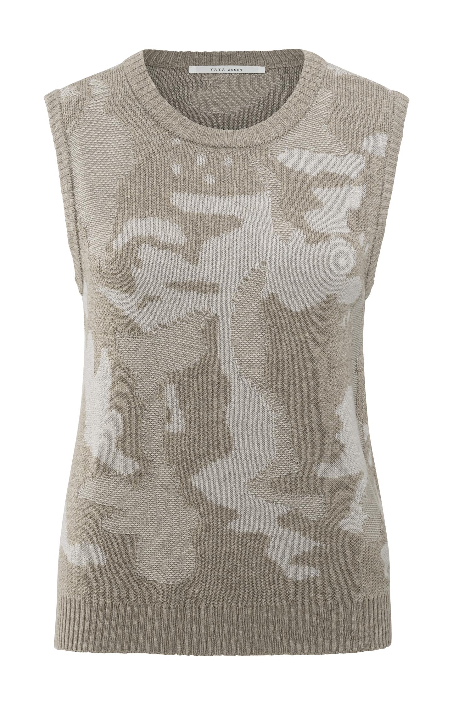 Grijsbruine mouwloze jacquard trui met abstract patroon en ronde hals, perfect voor laagjes YAYA