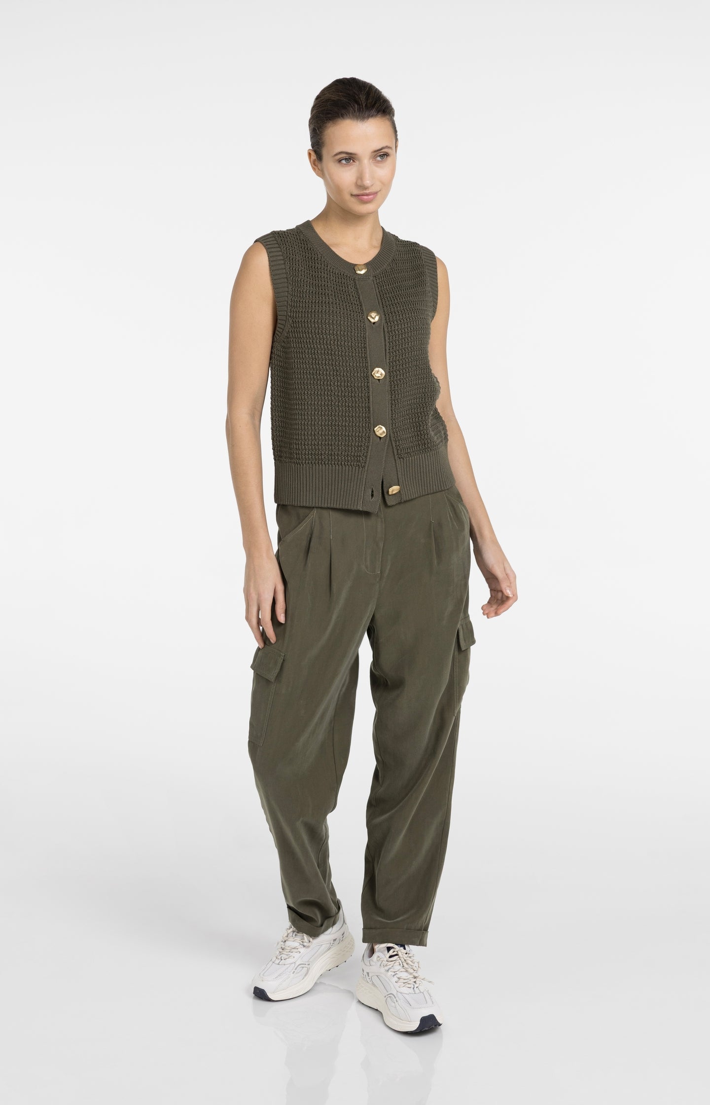Sleeveless textured cardigan with gold-tone buttons