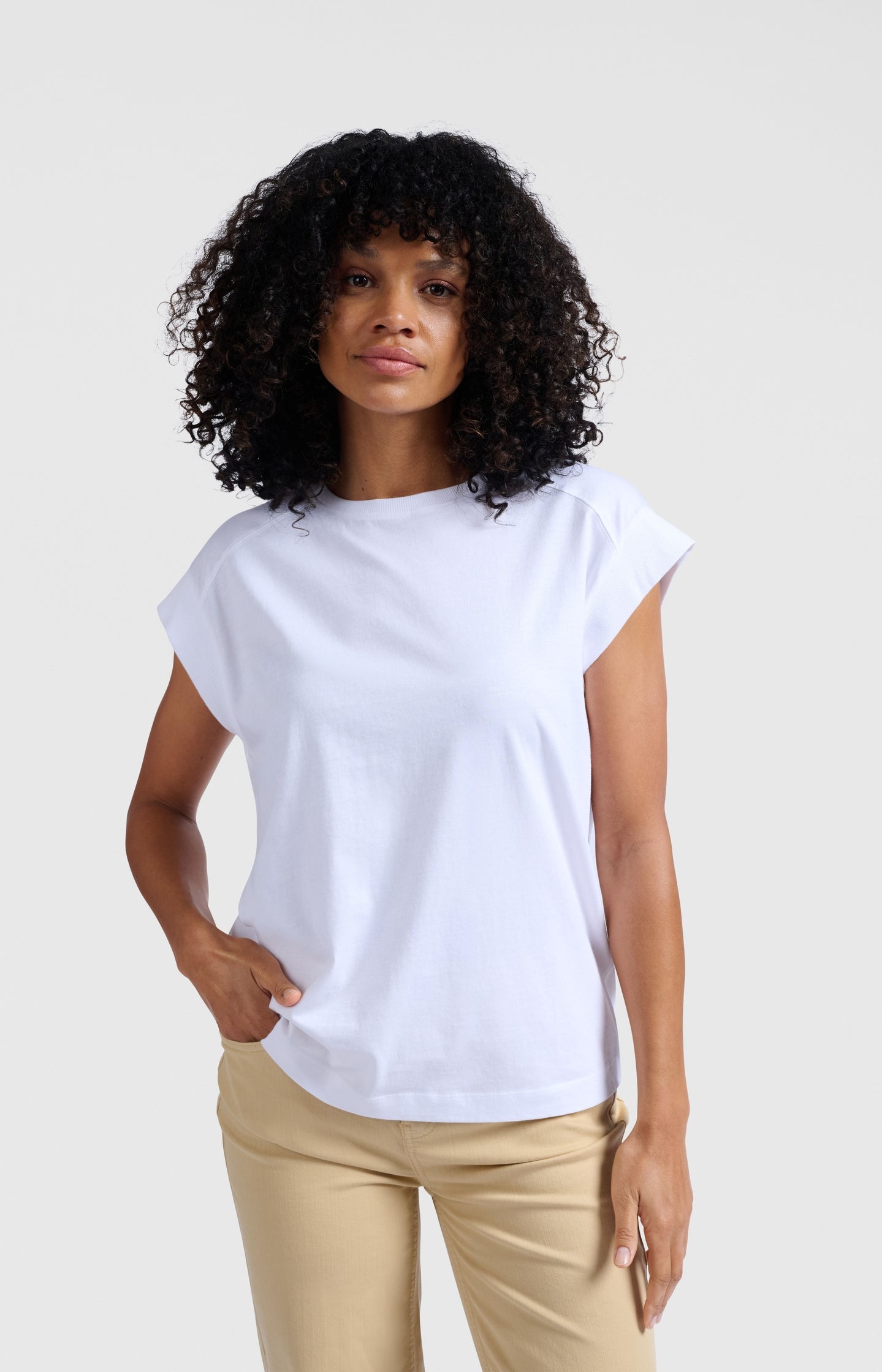 Sleeveless top with rib details