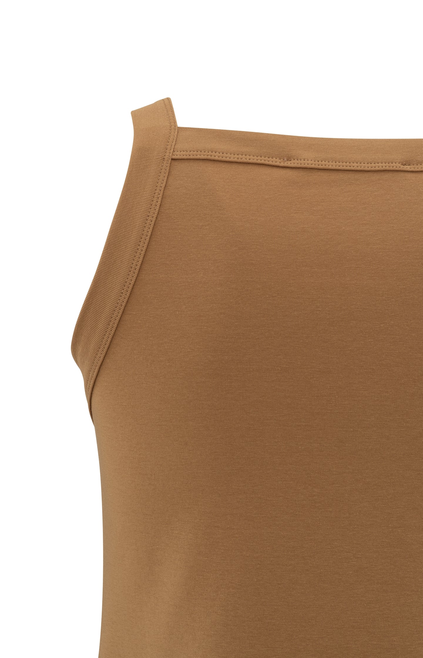 Sleeveless top with straight neckline and fitted fit