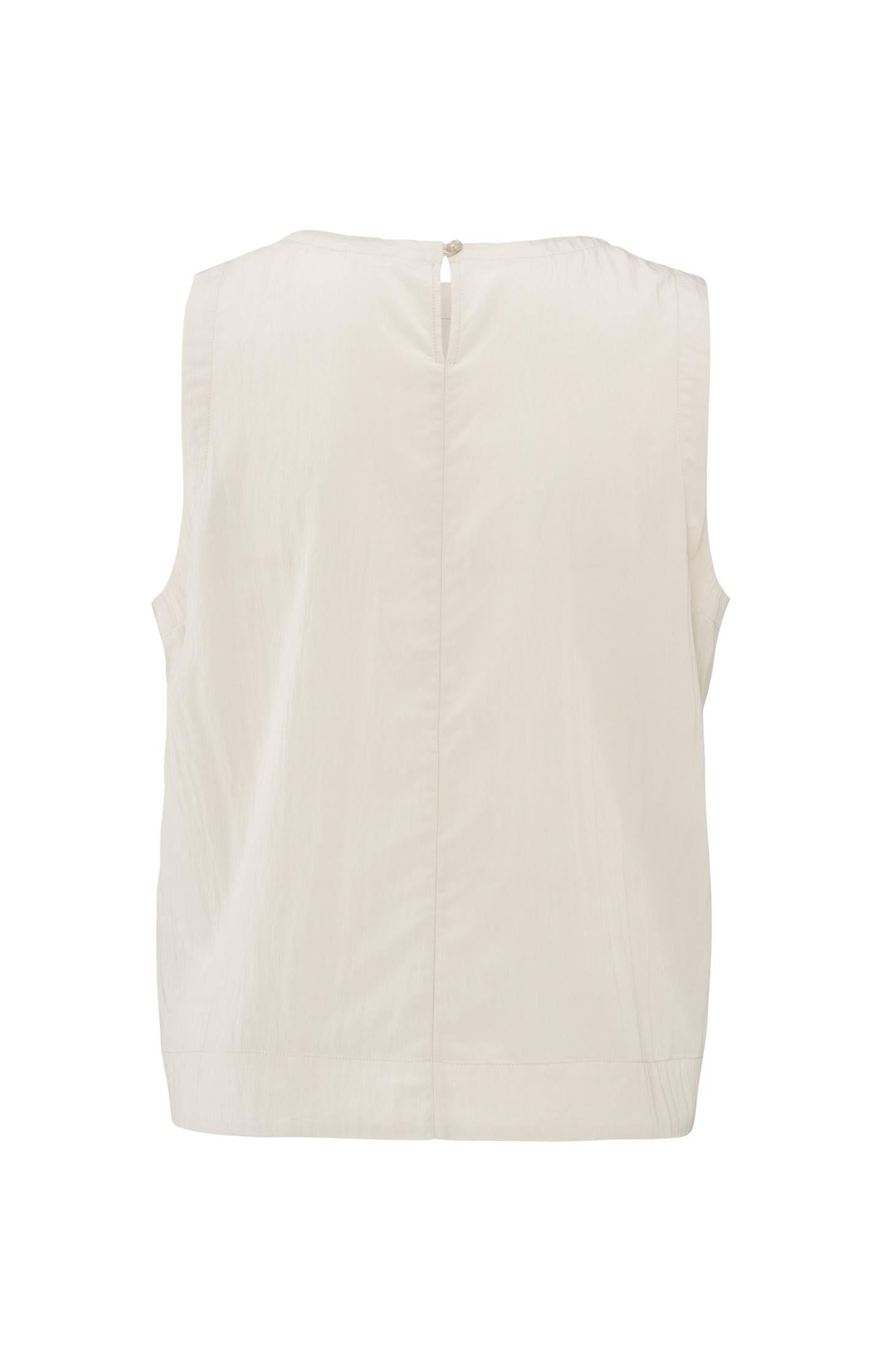 Sleeveless woven top with round neckline