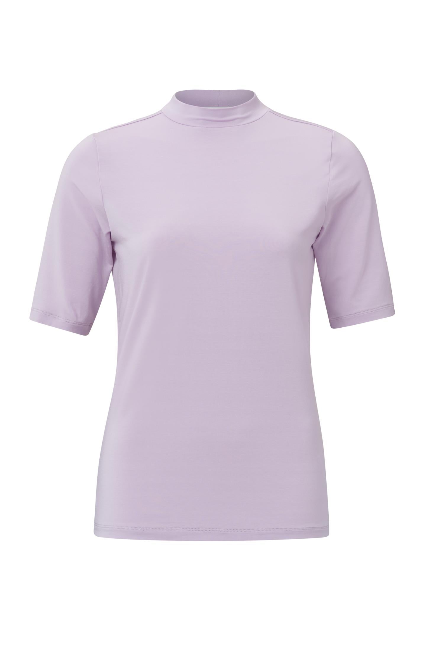 Soft T-shirt with turtleneck and short sleeve in regular fit - Type: product