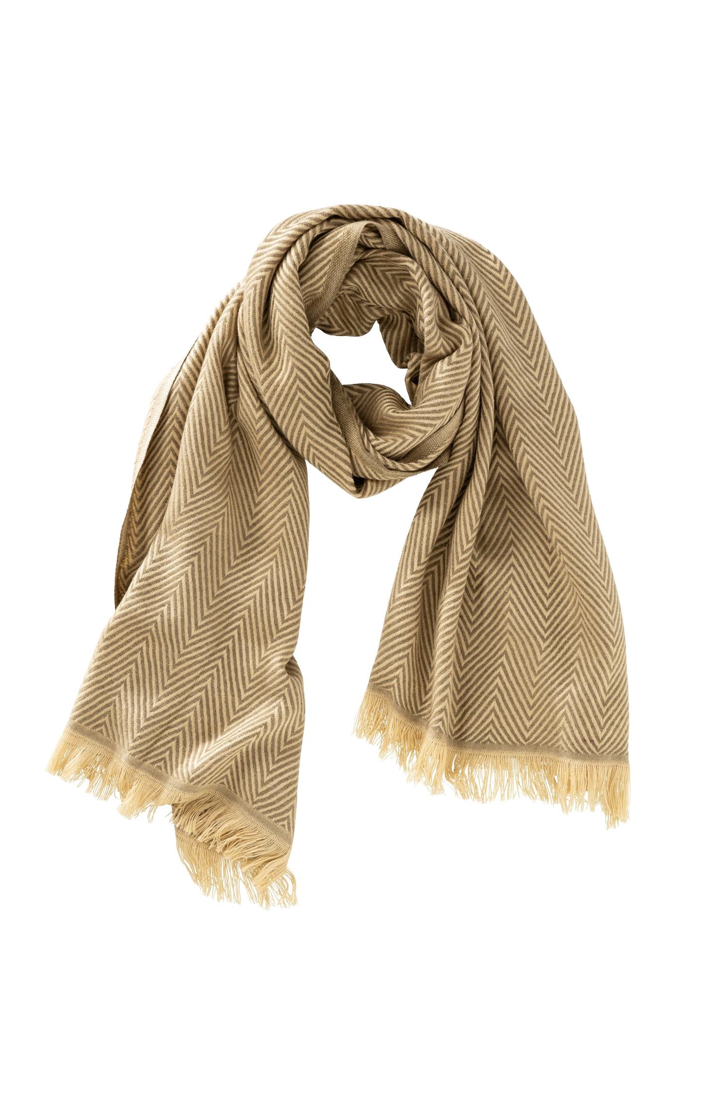 Soft woven scarf with zigzag pattern and fringes - Type: product