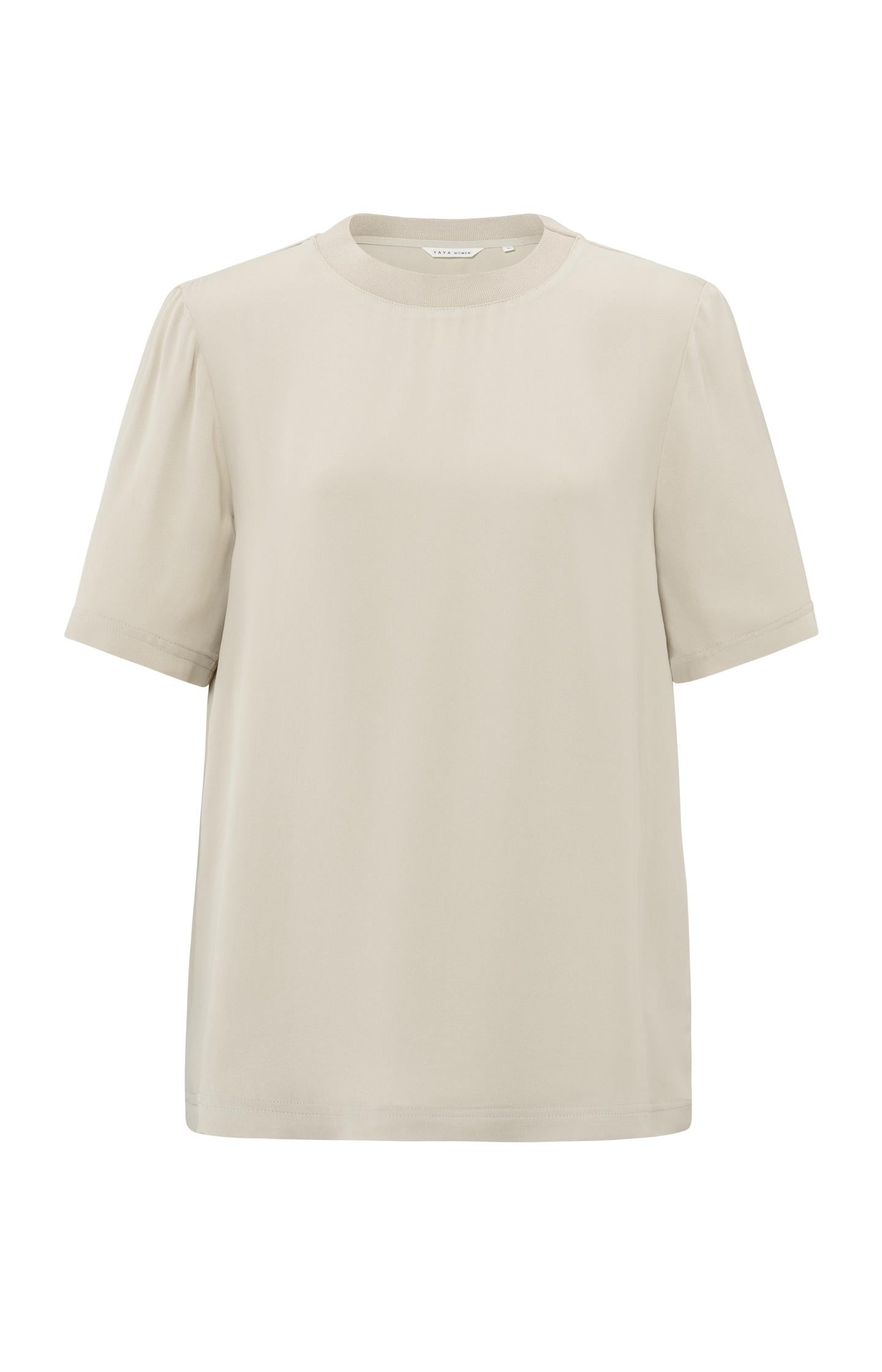 Soft woven T-shirt with round neck and short sleeves - Type: product