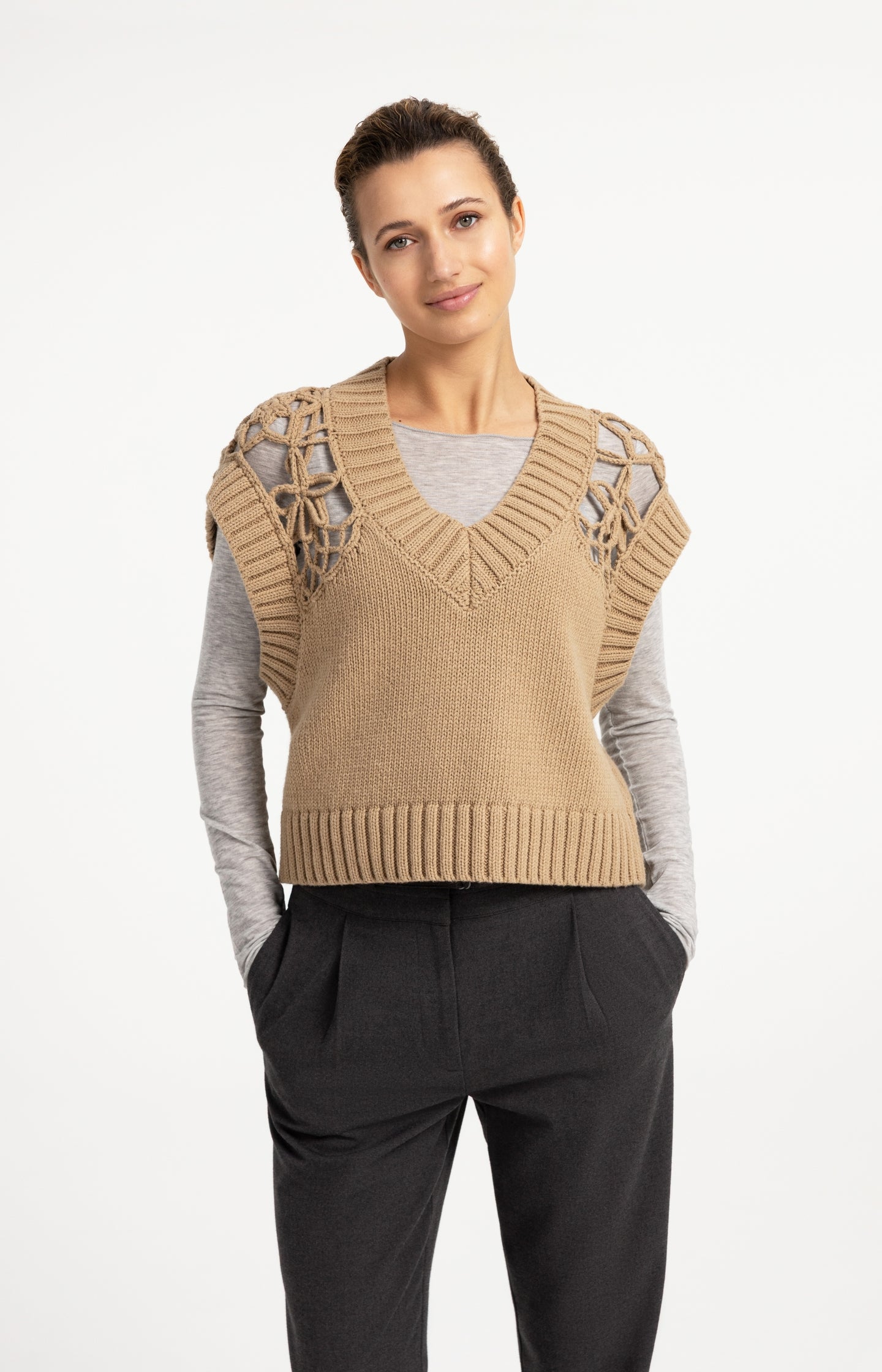 Spencer with V-neck and shoulder detail