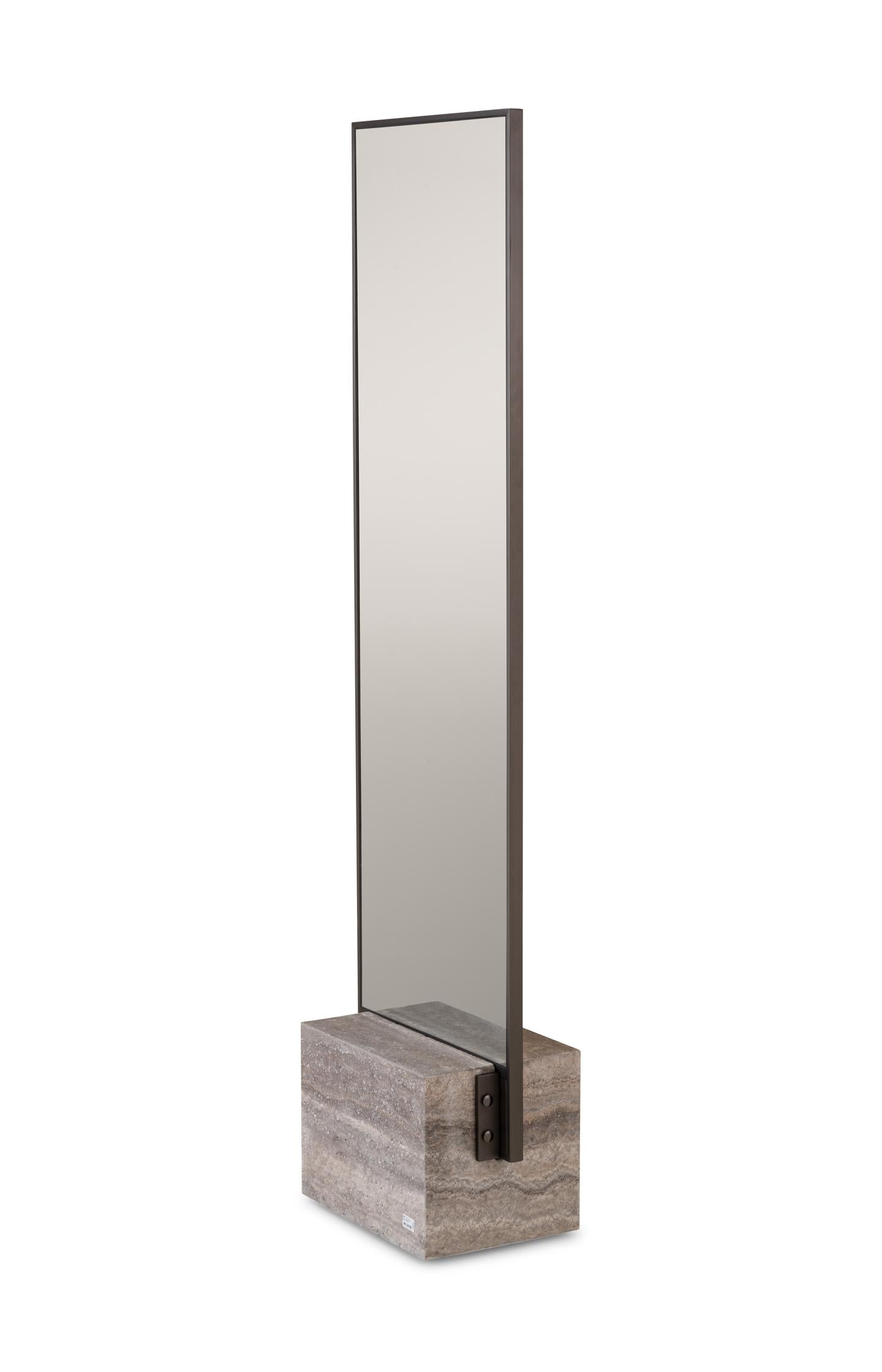 STANDING MIRROR TRAVERTINE BASE
