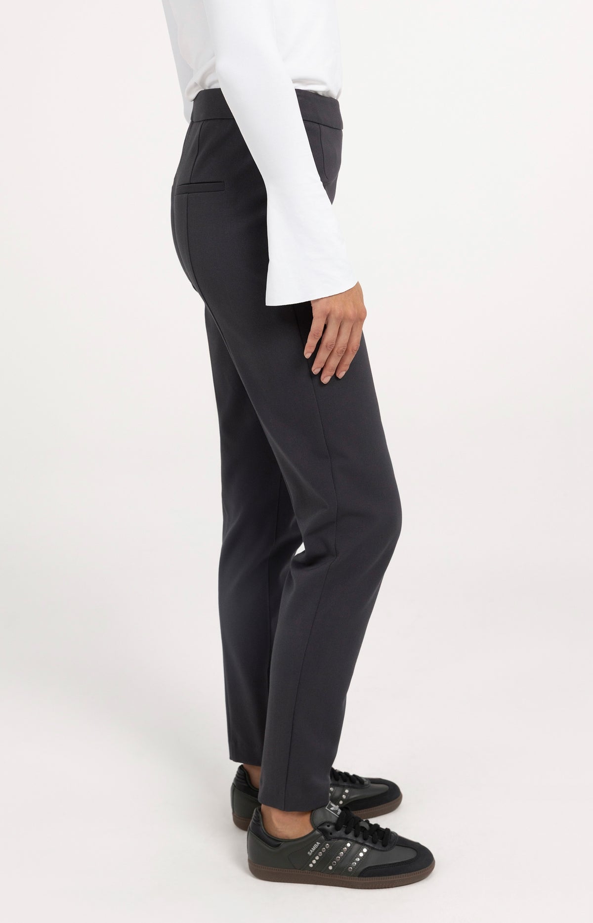Pantalon slim extensible, fermeture éclair aux coutures - Hole Black