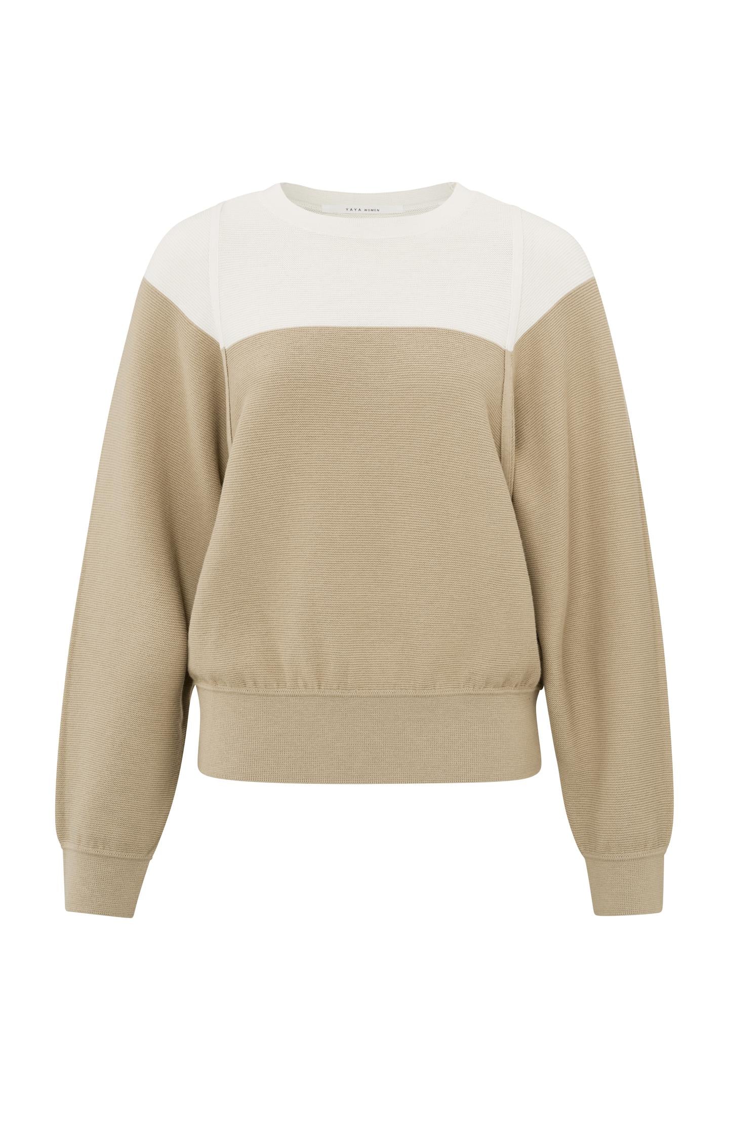 Sweater with crewneck, long sleeves and stich details - Type: product