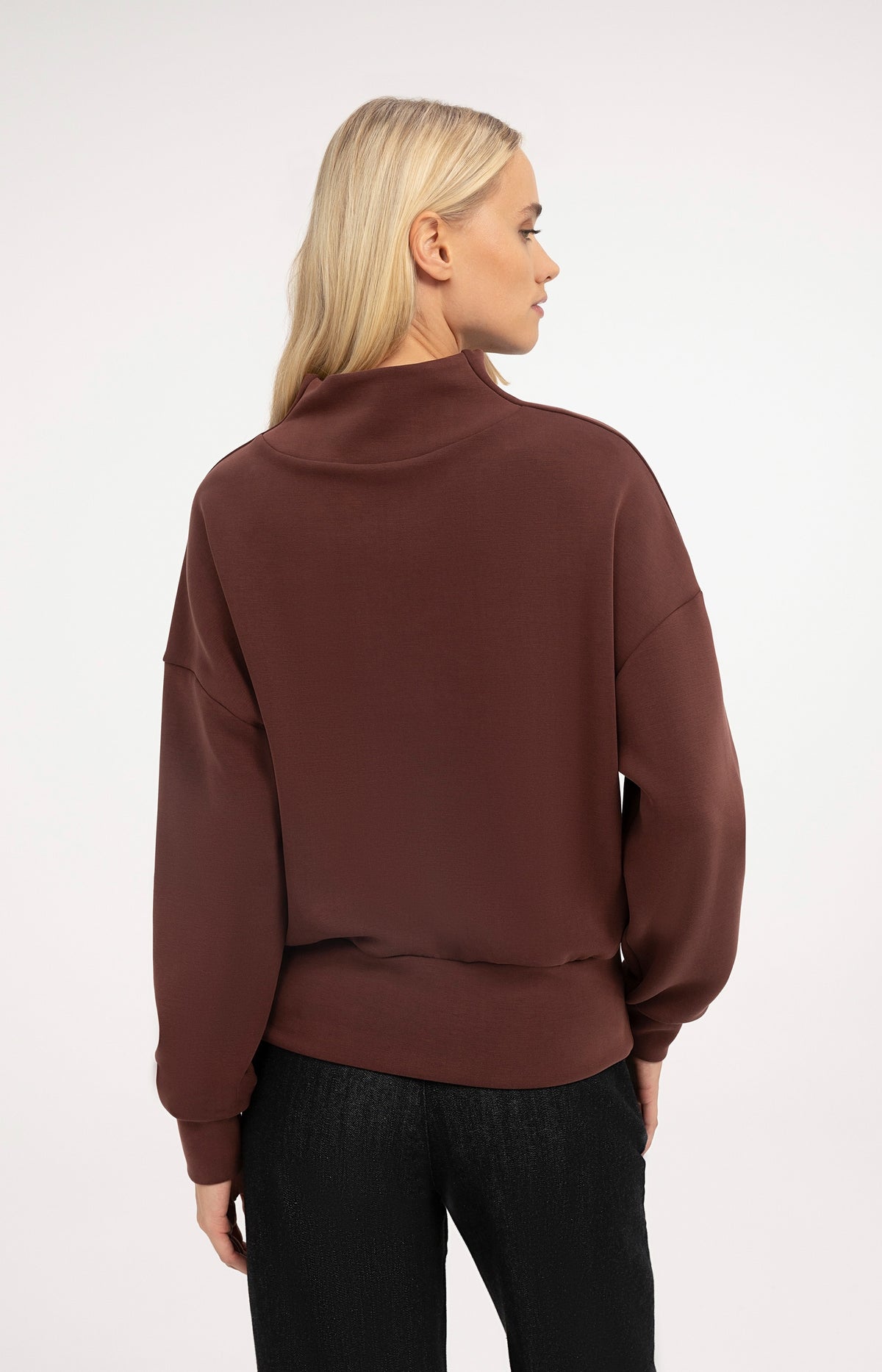 Sweater with draped high neck - Bitter Chocolate Red