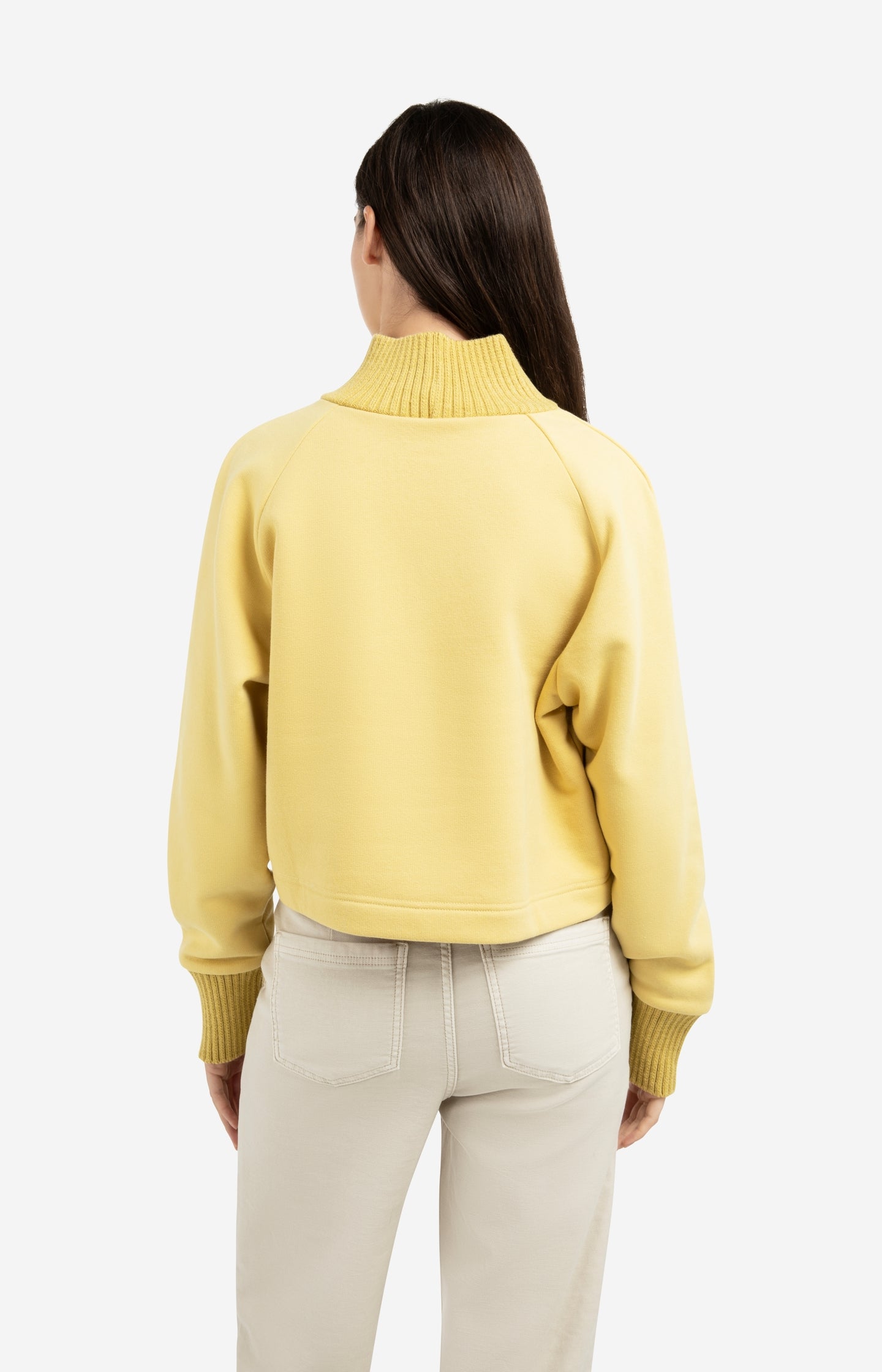Sweater with knitted collar and subtle stitching