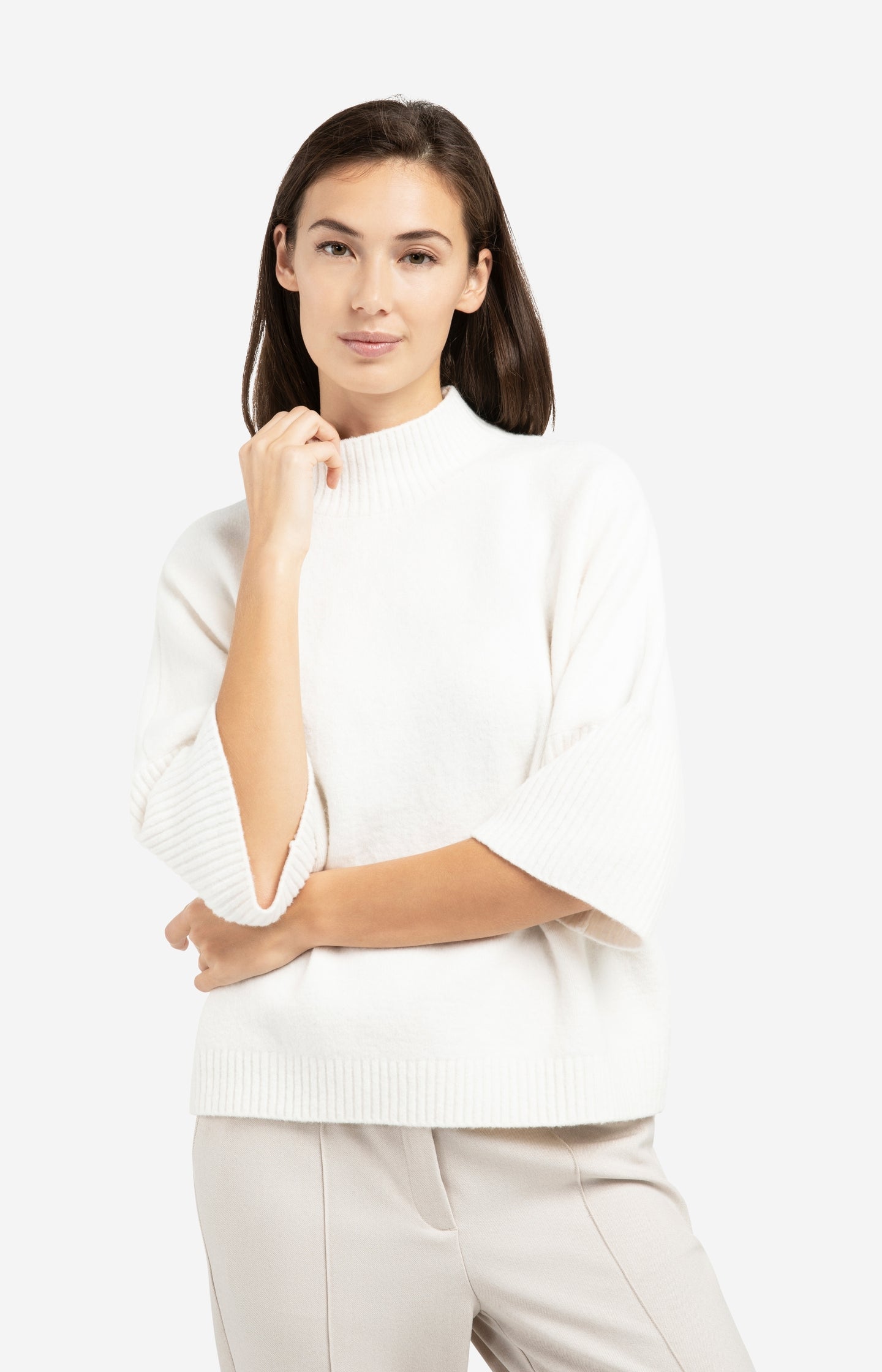 Sweater with ribbed three-quarter sleeves and mock neck
