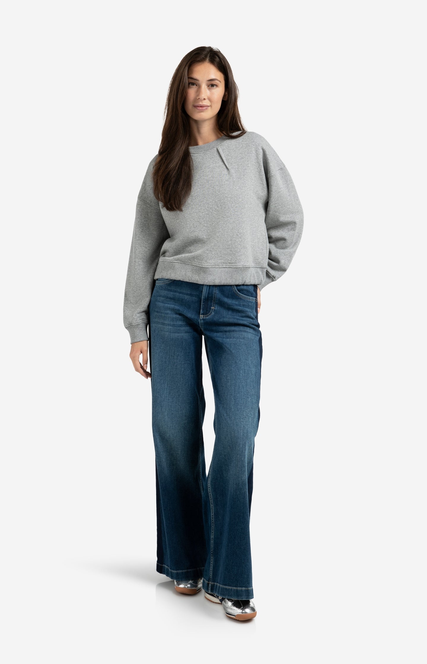Sweatshirt with pleat details and side drawstring - Type: lookbook
