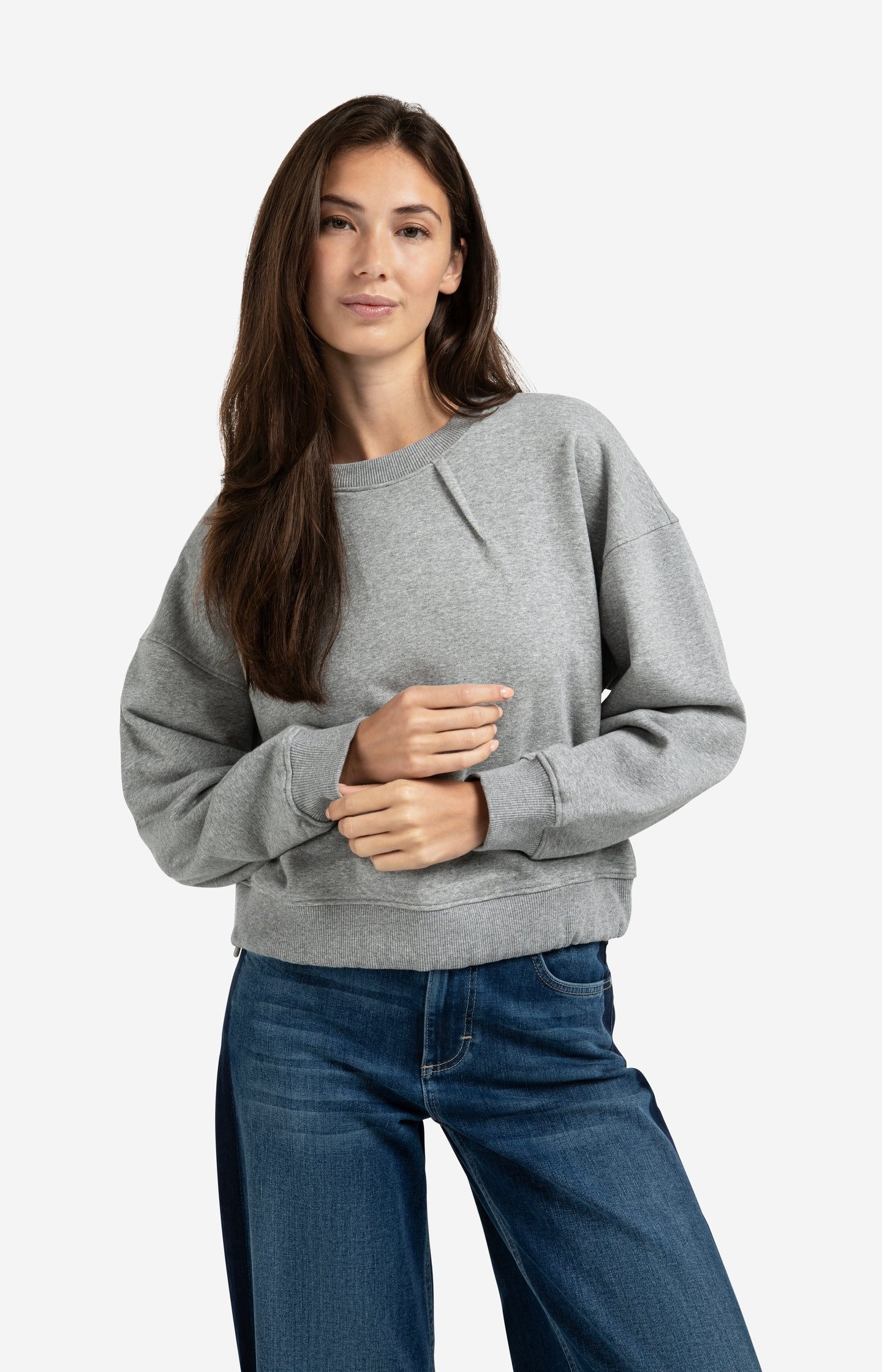 Sweatshirt with pleat details and side drawstring