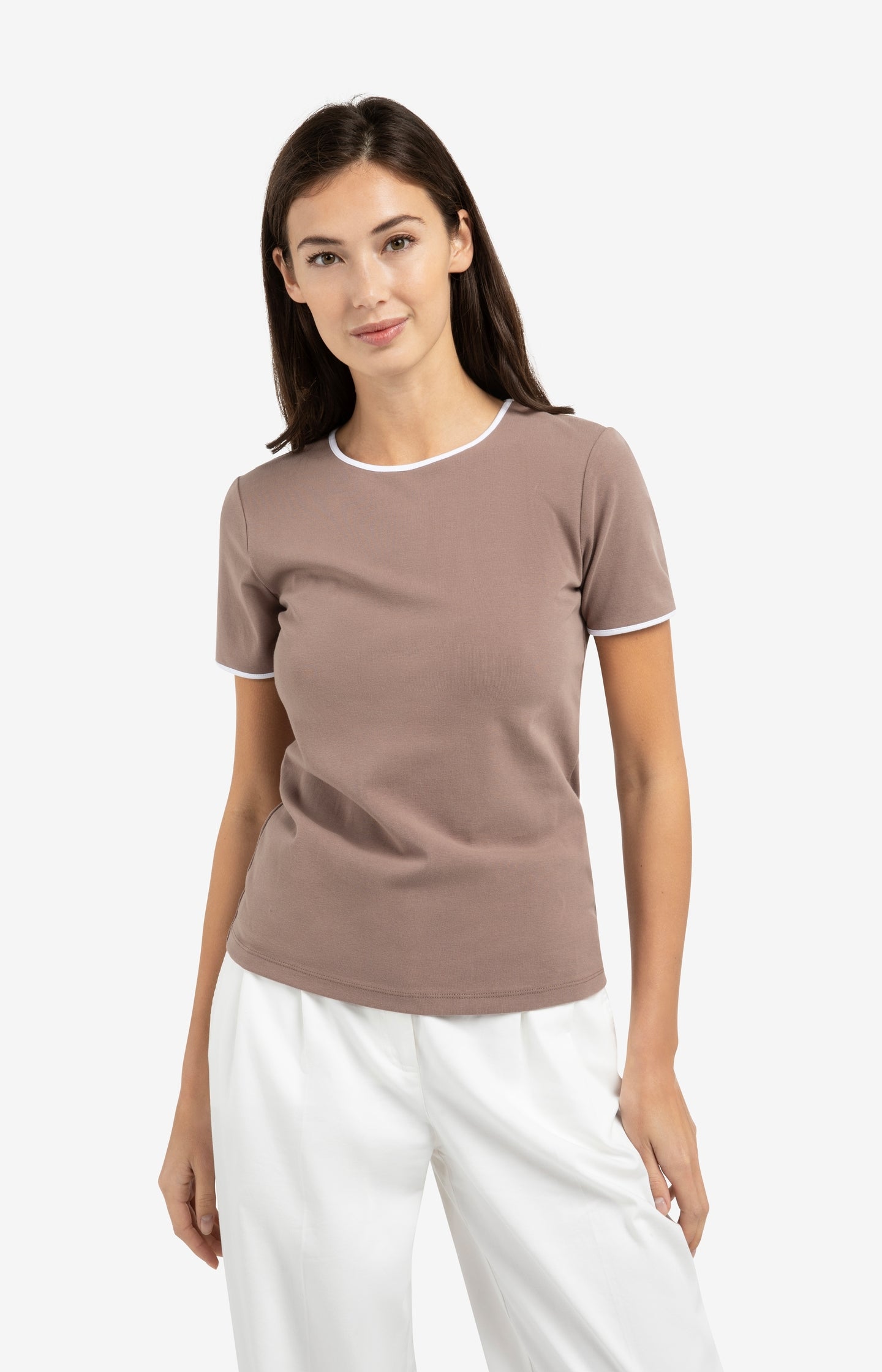 T-shirt with contrasting trim and round neck