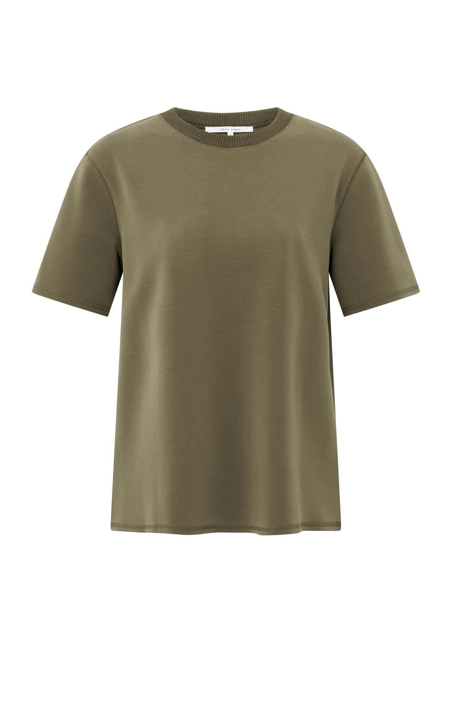 T-shirt with knitted ribbed neckline - Type: product