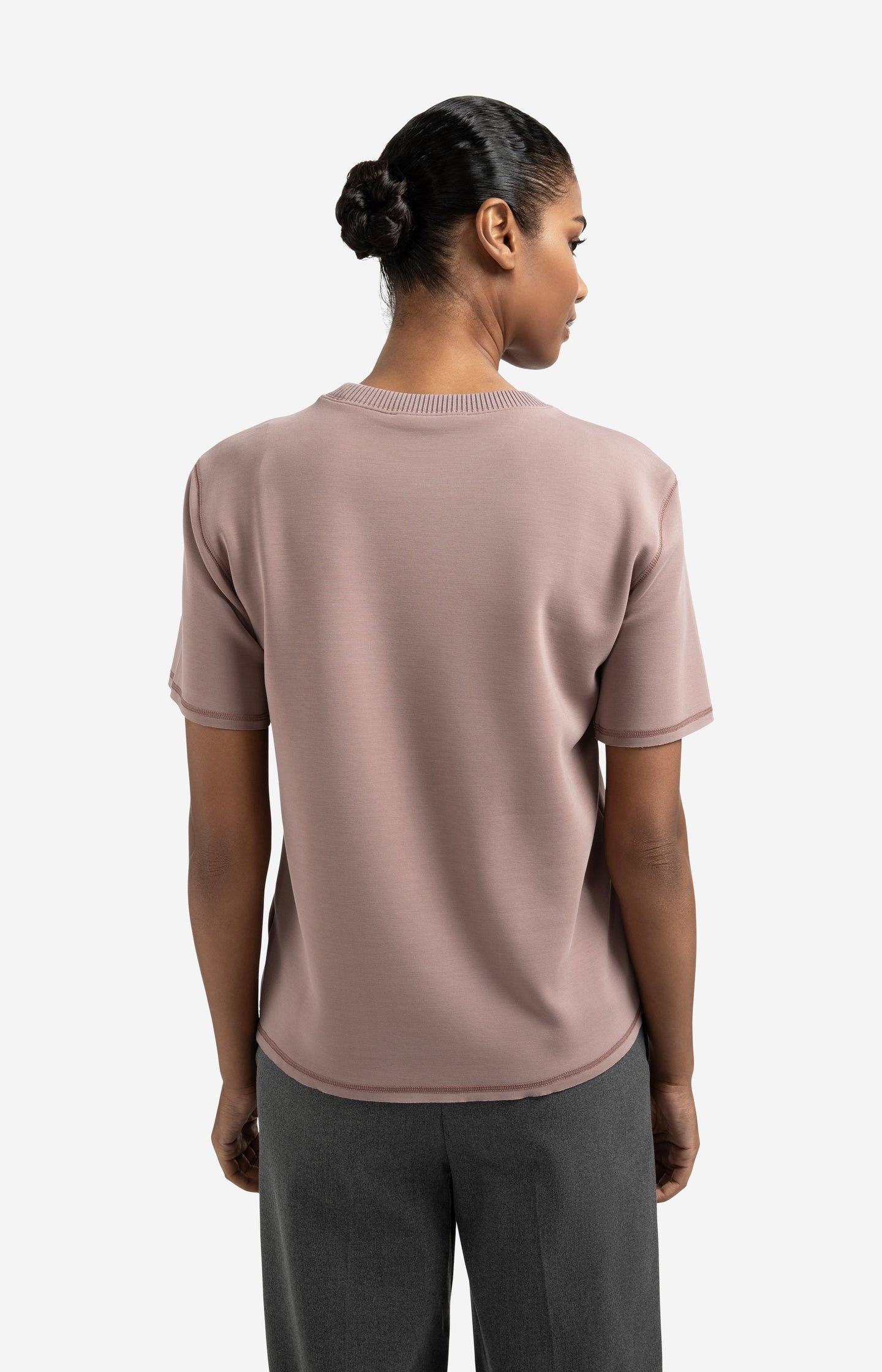 T-shirt with knitted ribbed neckline