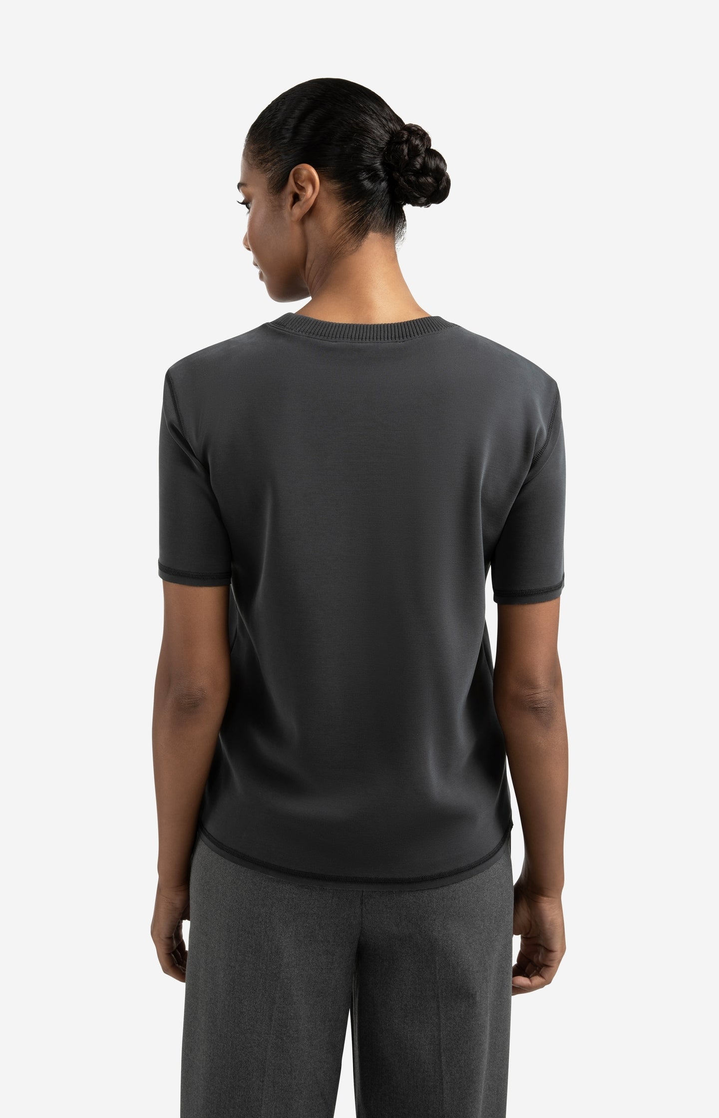 T-shirt with knitted ribbed neckline - Type: lookbook