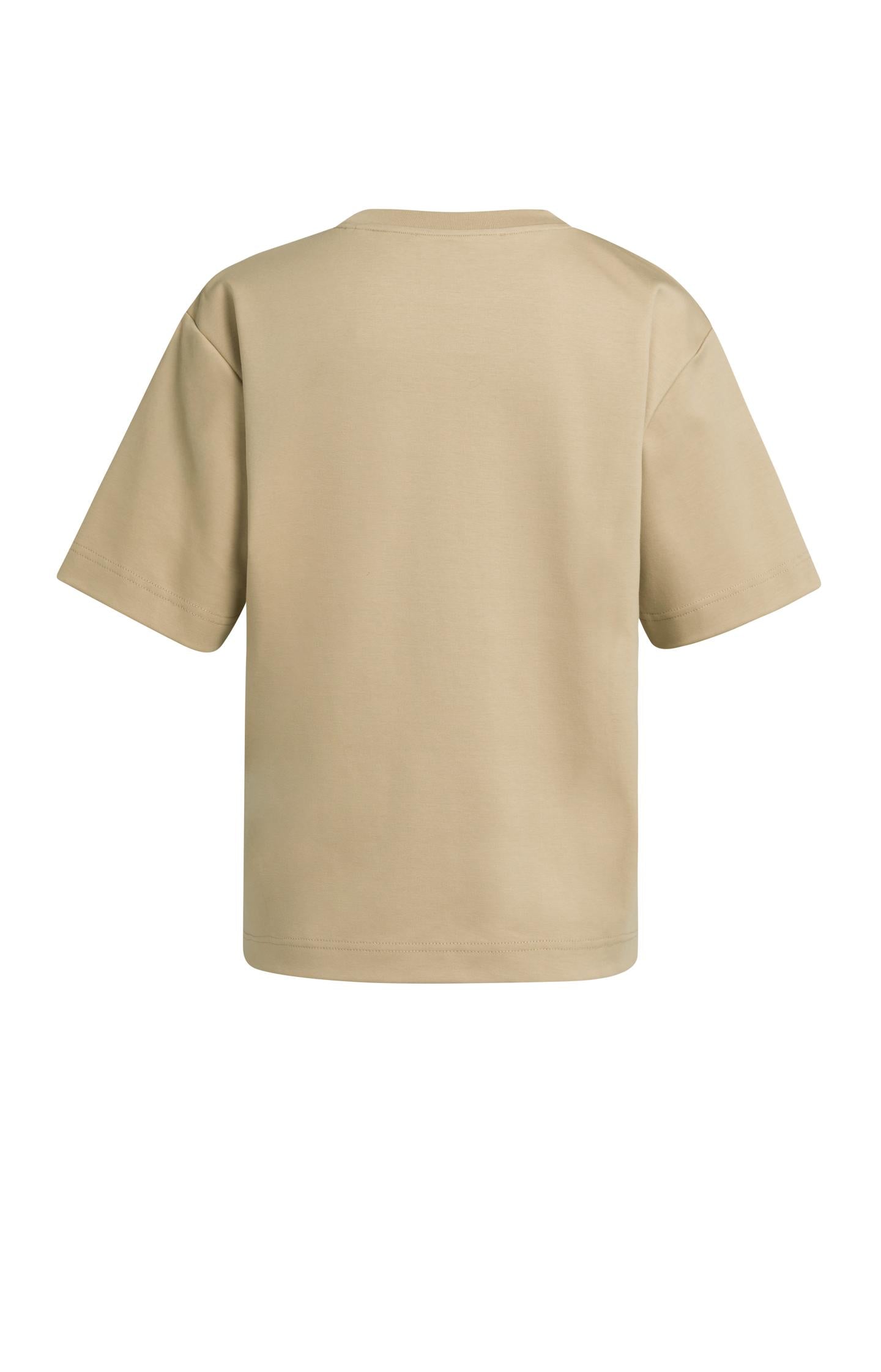 T-shirt with round neck and half sleeves