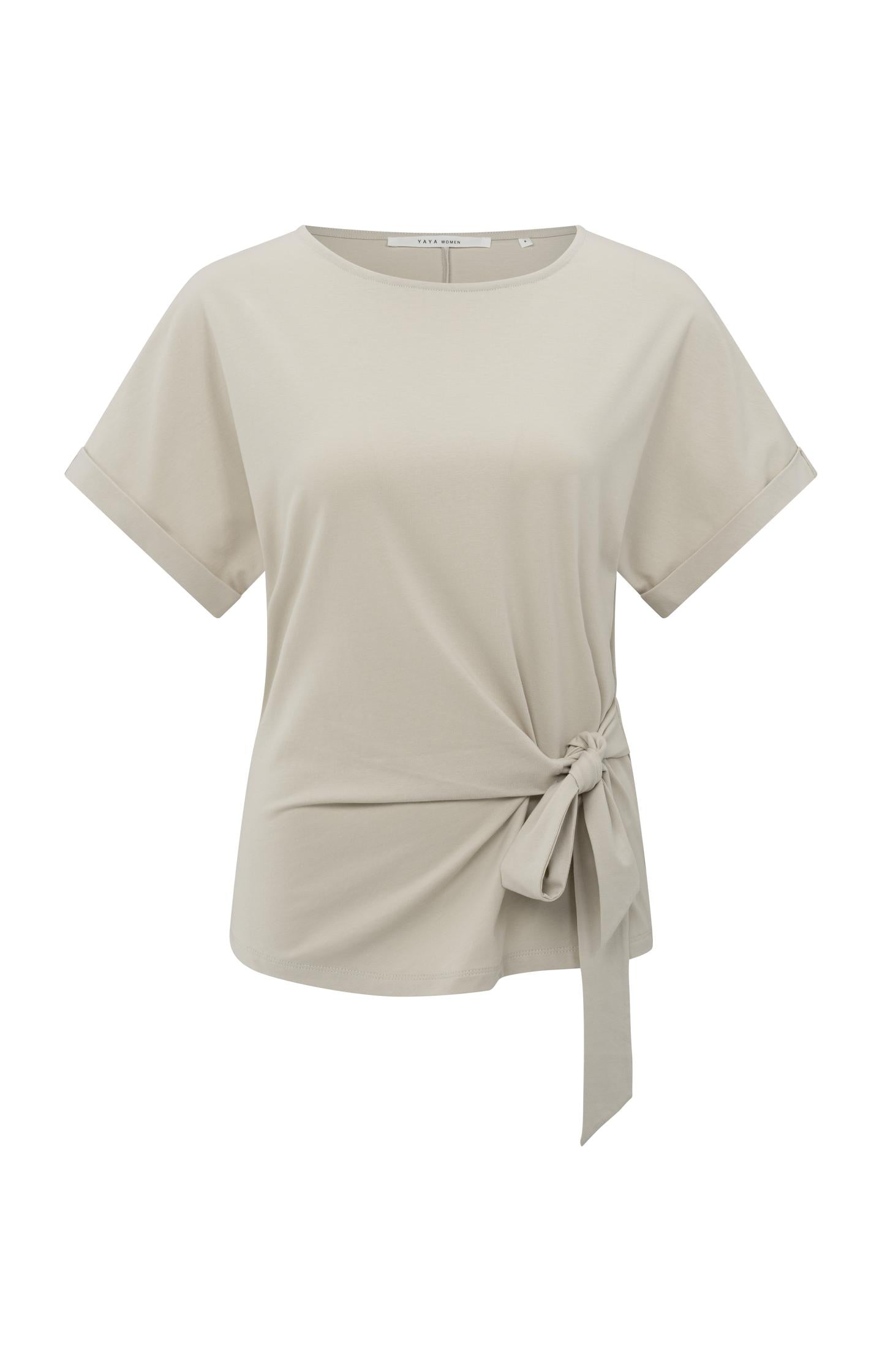 T-shirt with round neck and knotted detail - Type: lookbook
