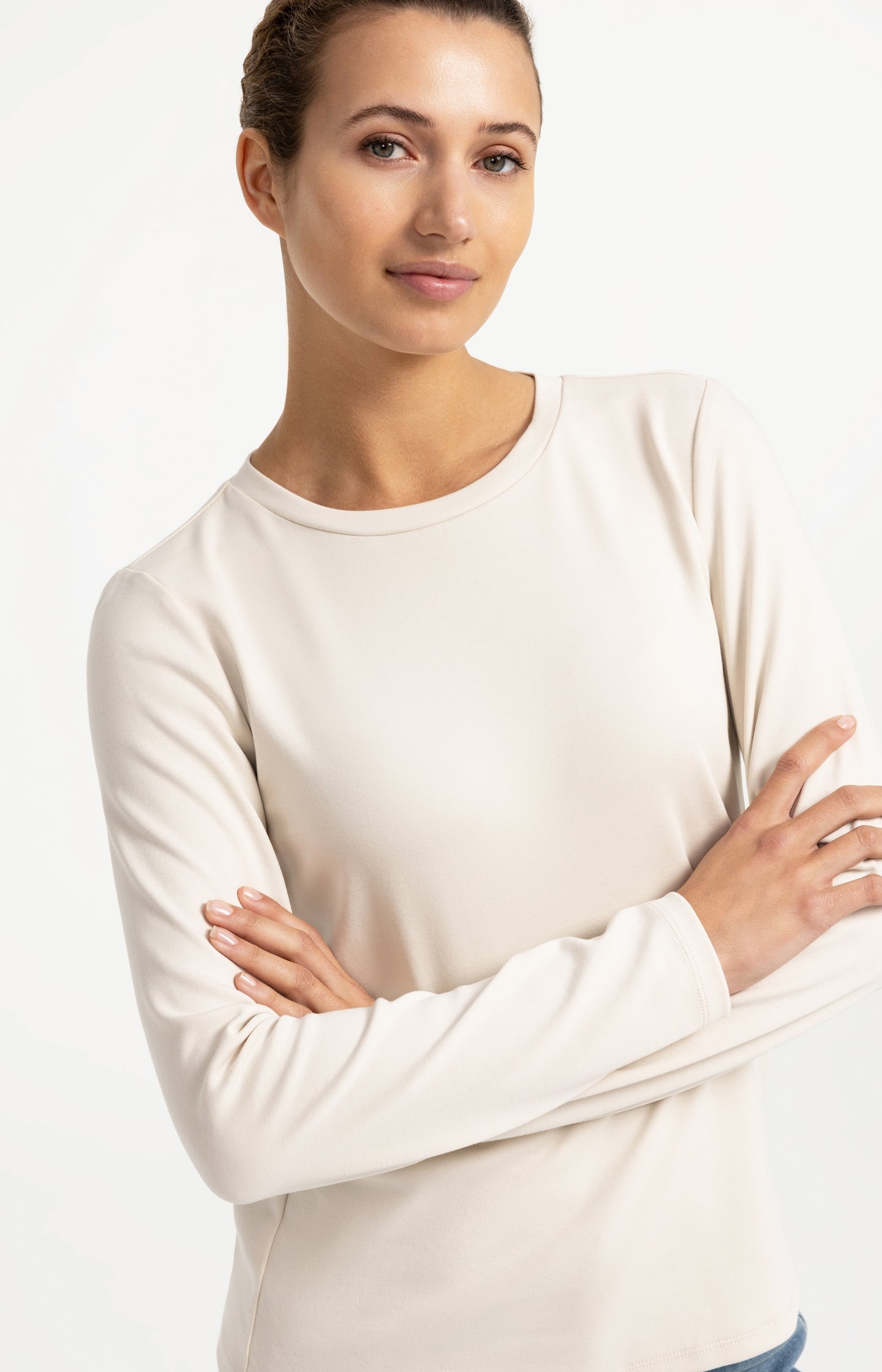 T-shirt with round neck and long sleeves - Type: lookbook