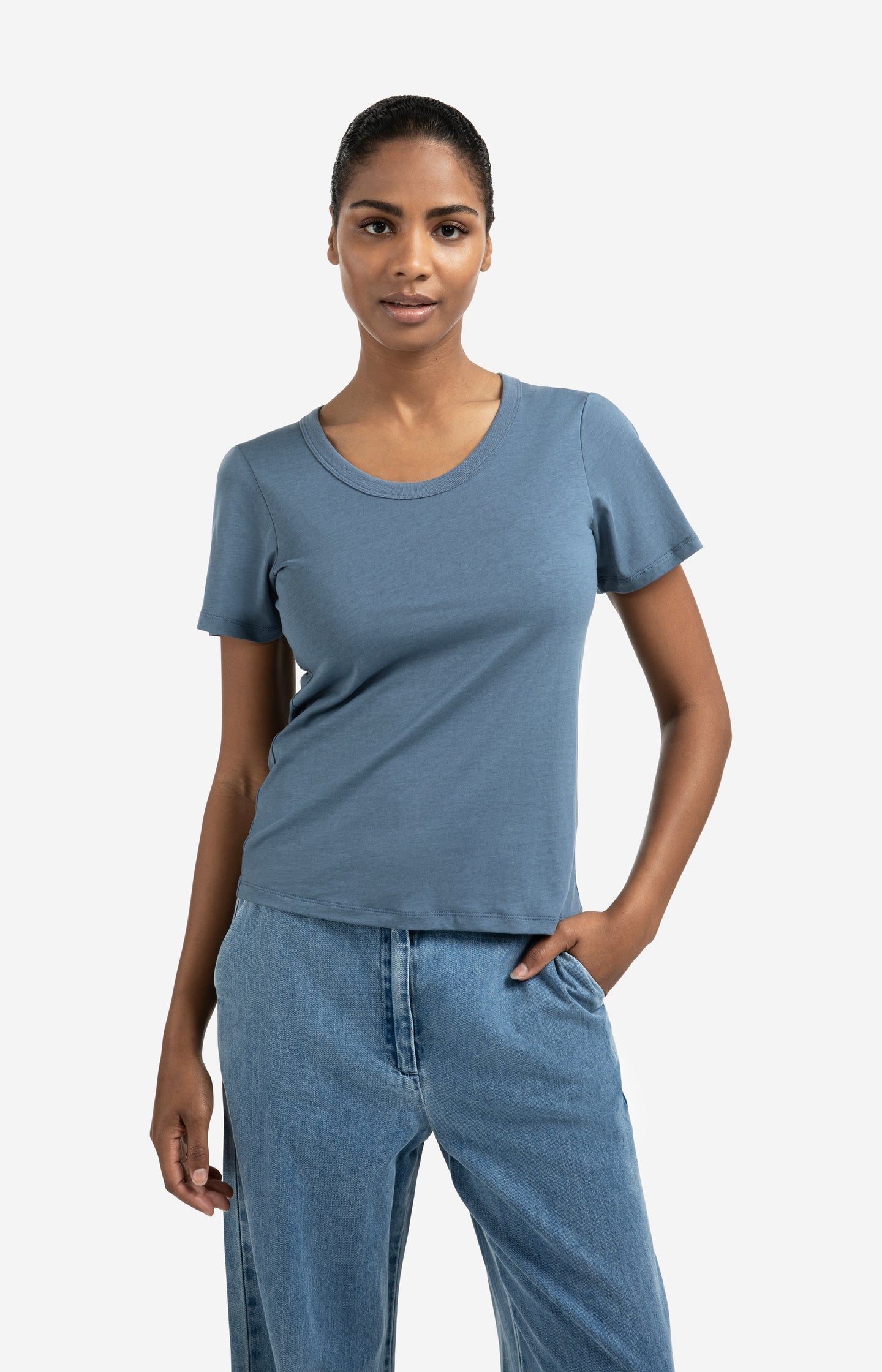T-shirt with round ribbed neck