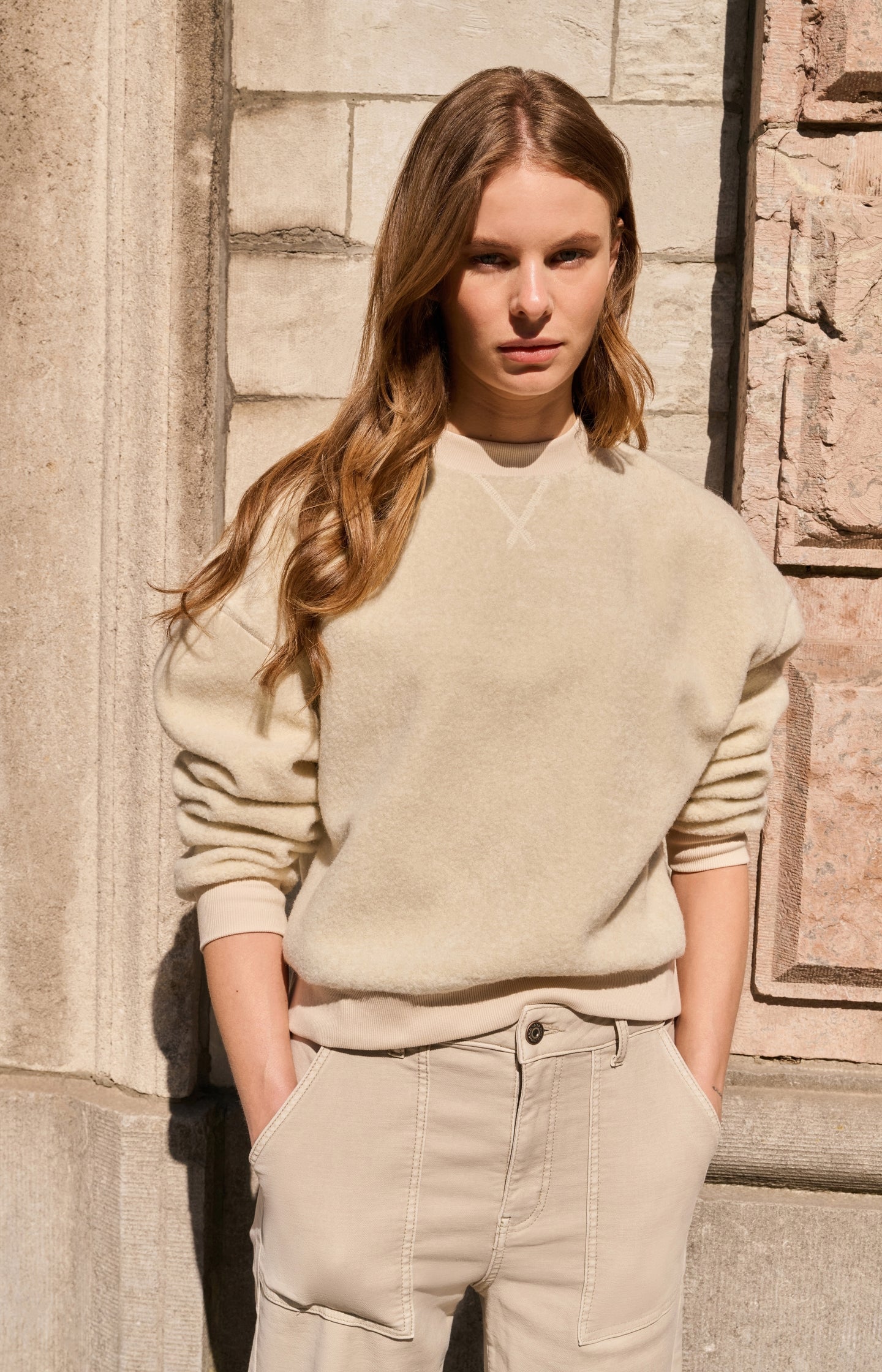 Teddy sweater with ribbed trims and round neckline - Type: lookbook