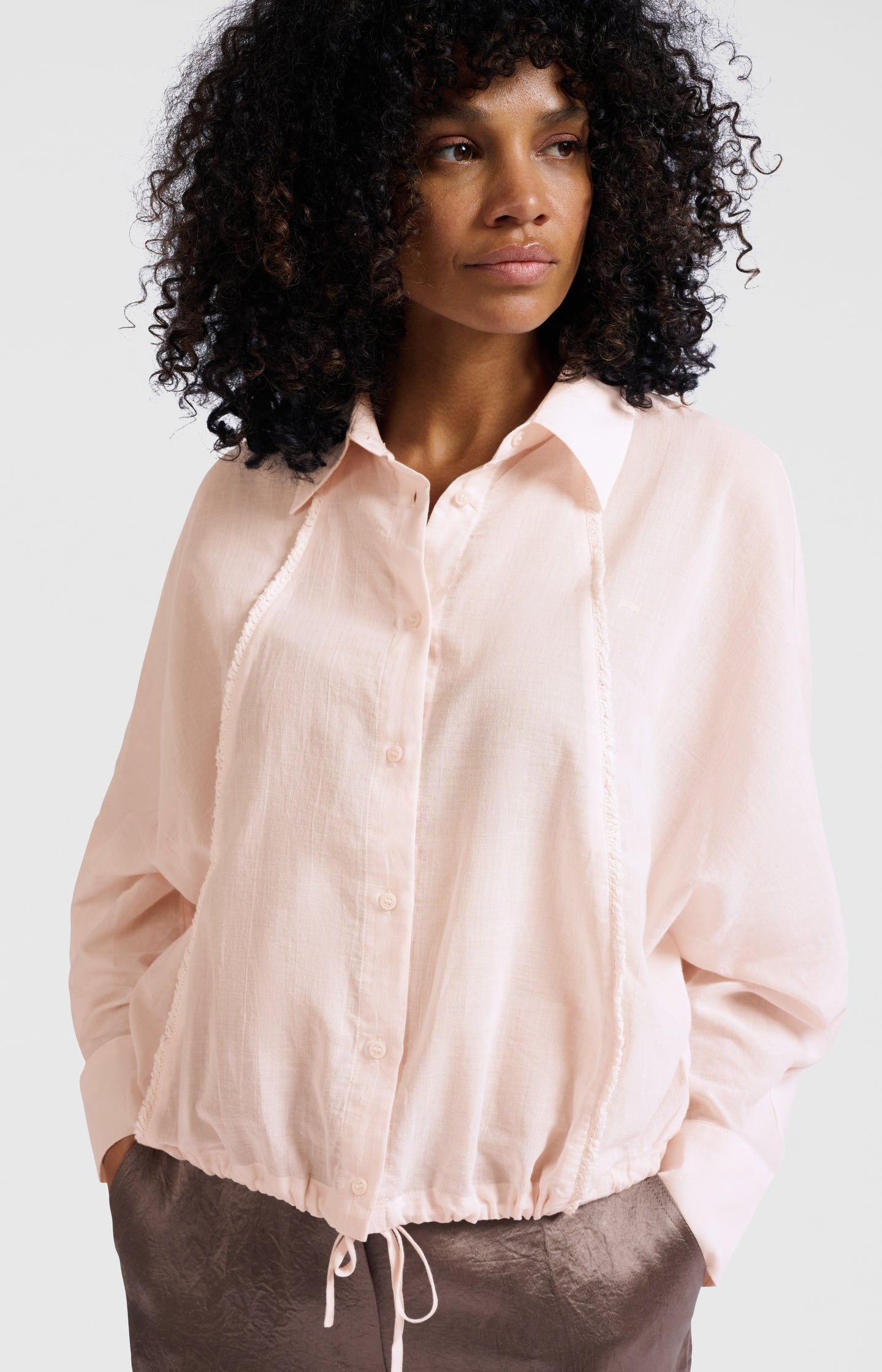 Textured blouse with decorative seams and regular fit