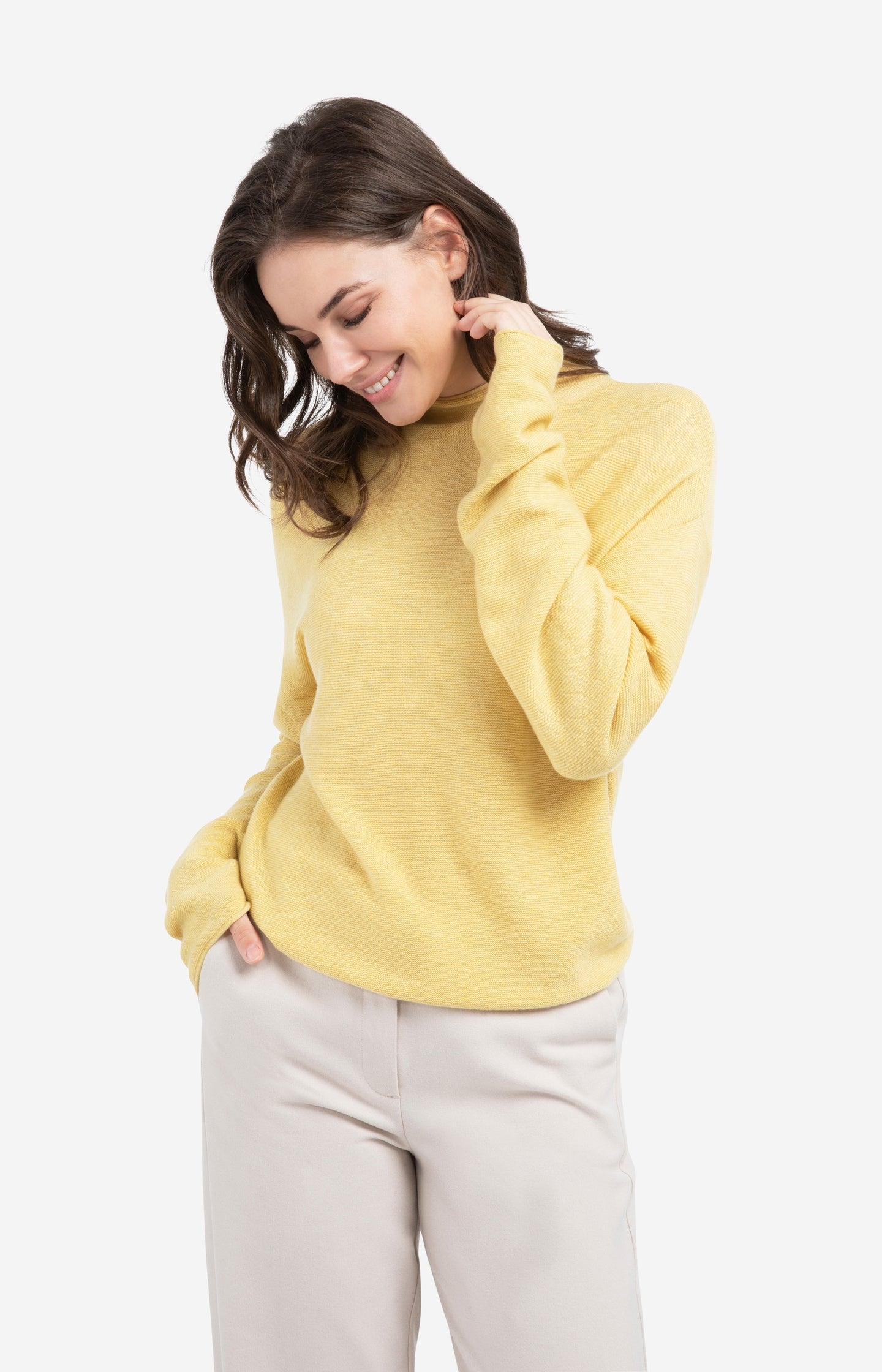 Textured knit sweater with buttoned back - Type: lookbook