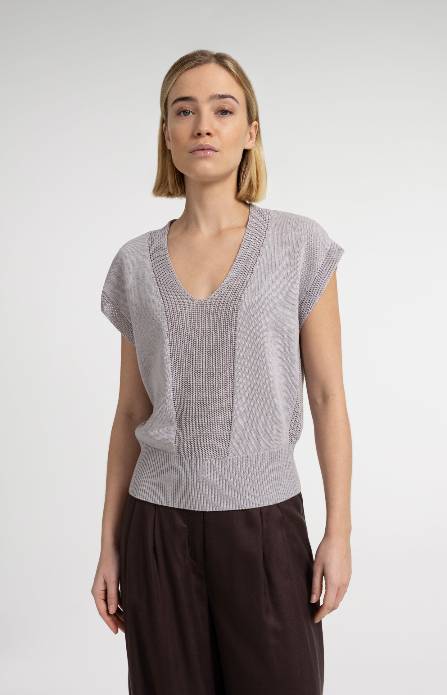 Textured sweater with V-neck