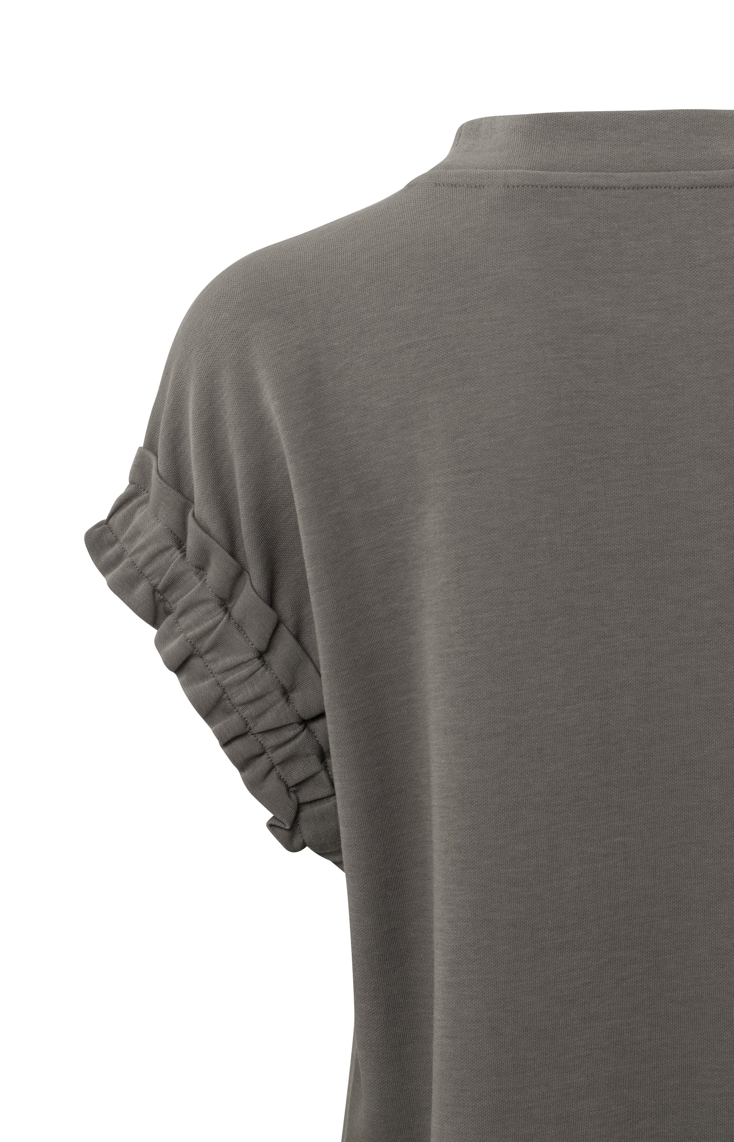 Top with crewneck and short ruffled sleeves