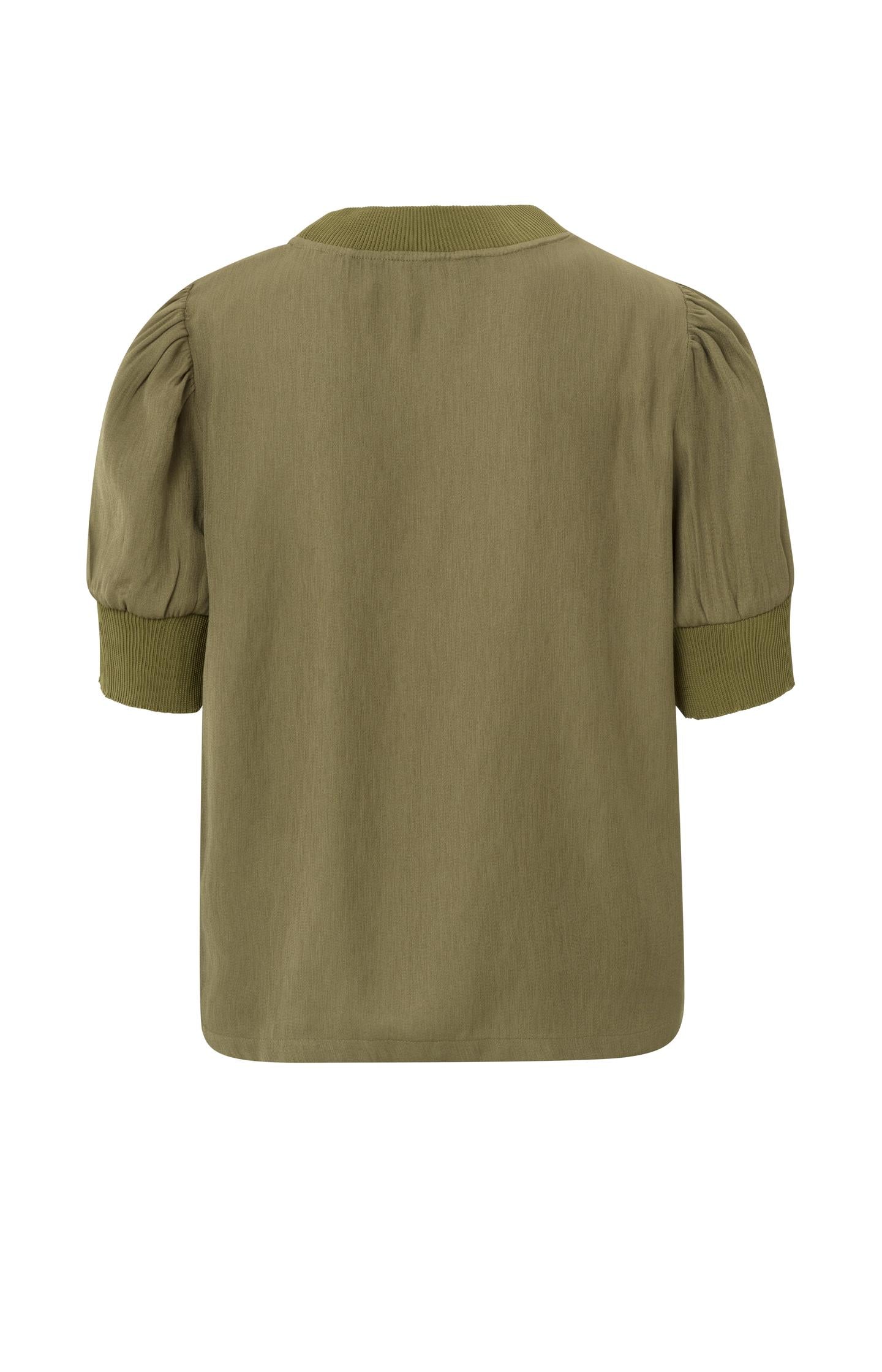 Top with crewneck, short puff sleeves and ribbed details