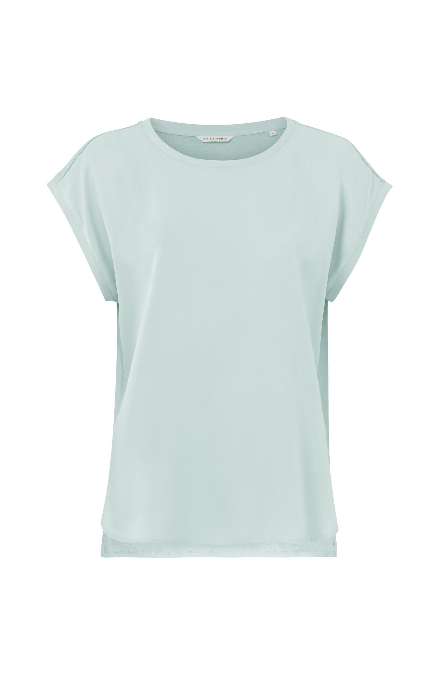 Top with round neck and cap sleeves without shoulder seams