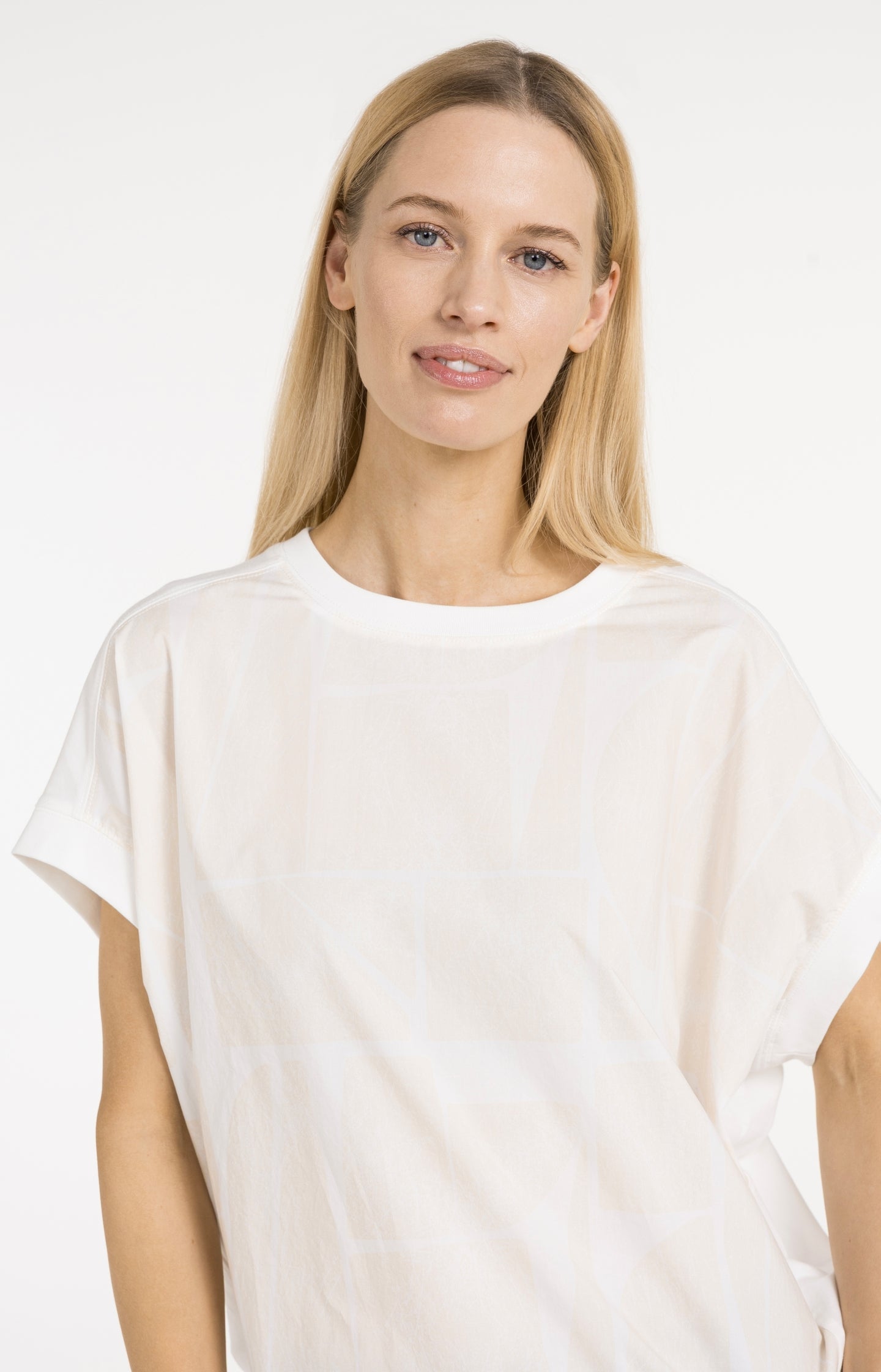 Top with short sleeves and print - Type: lookbook
