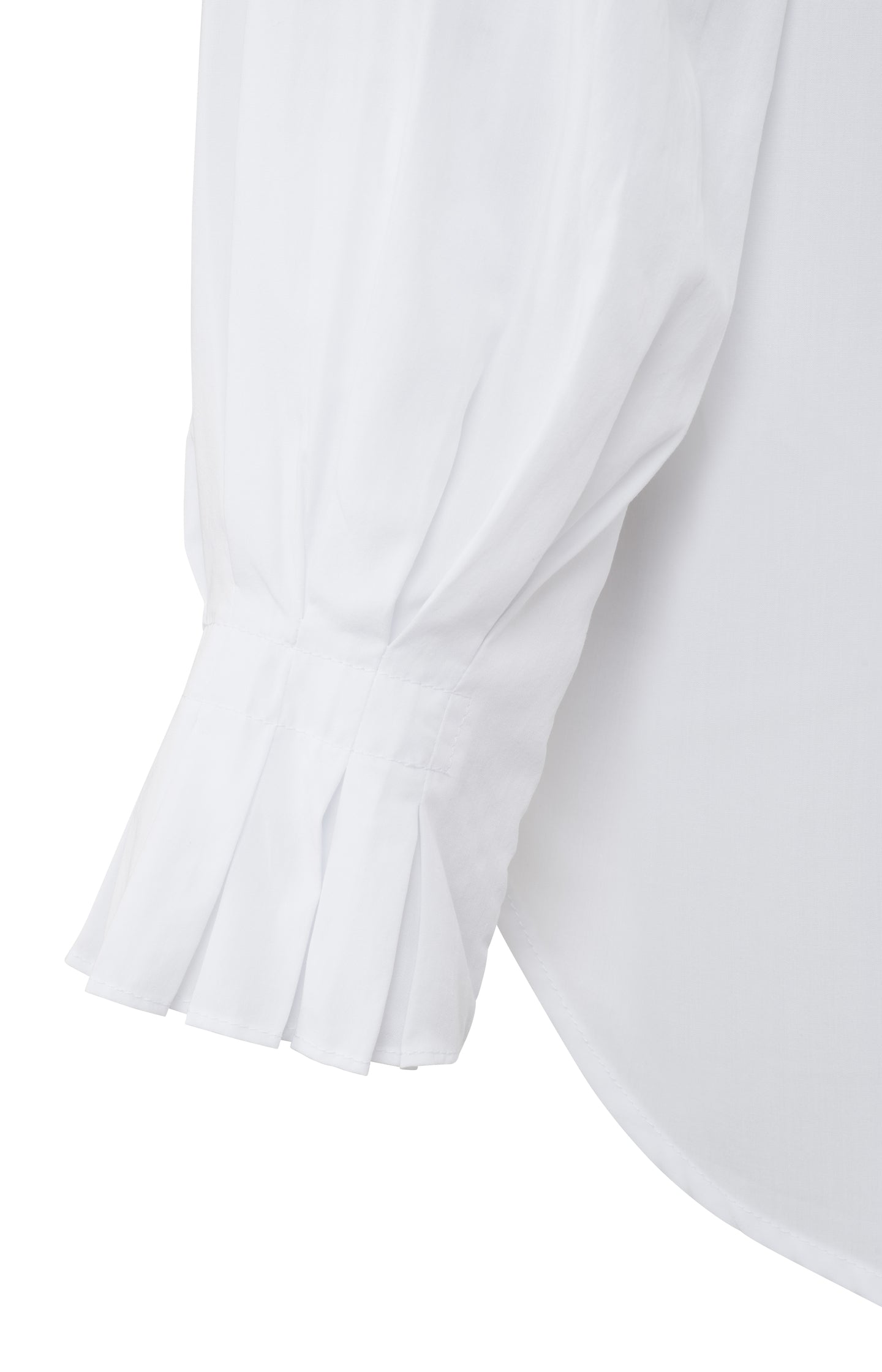 Top with V-neck, high neck and long pleated sleeves