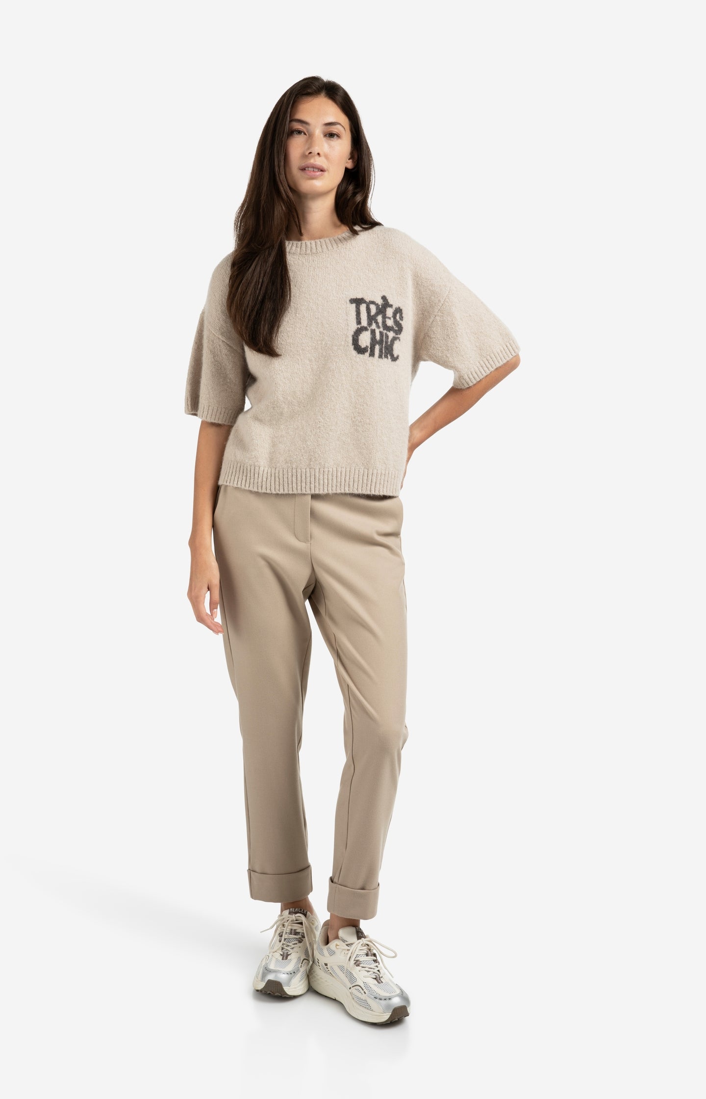 Trousers with elastic waistband and turned-up hem - Type: lookbook