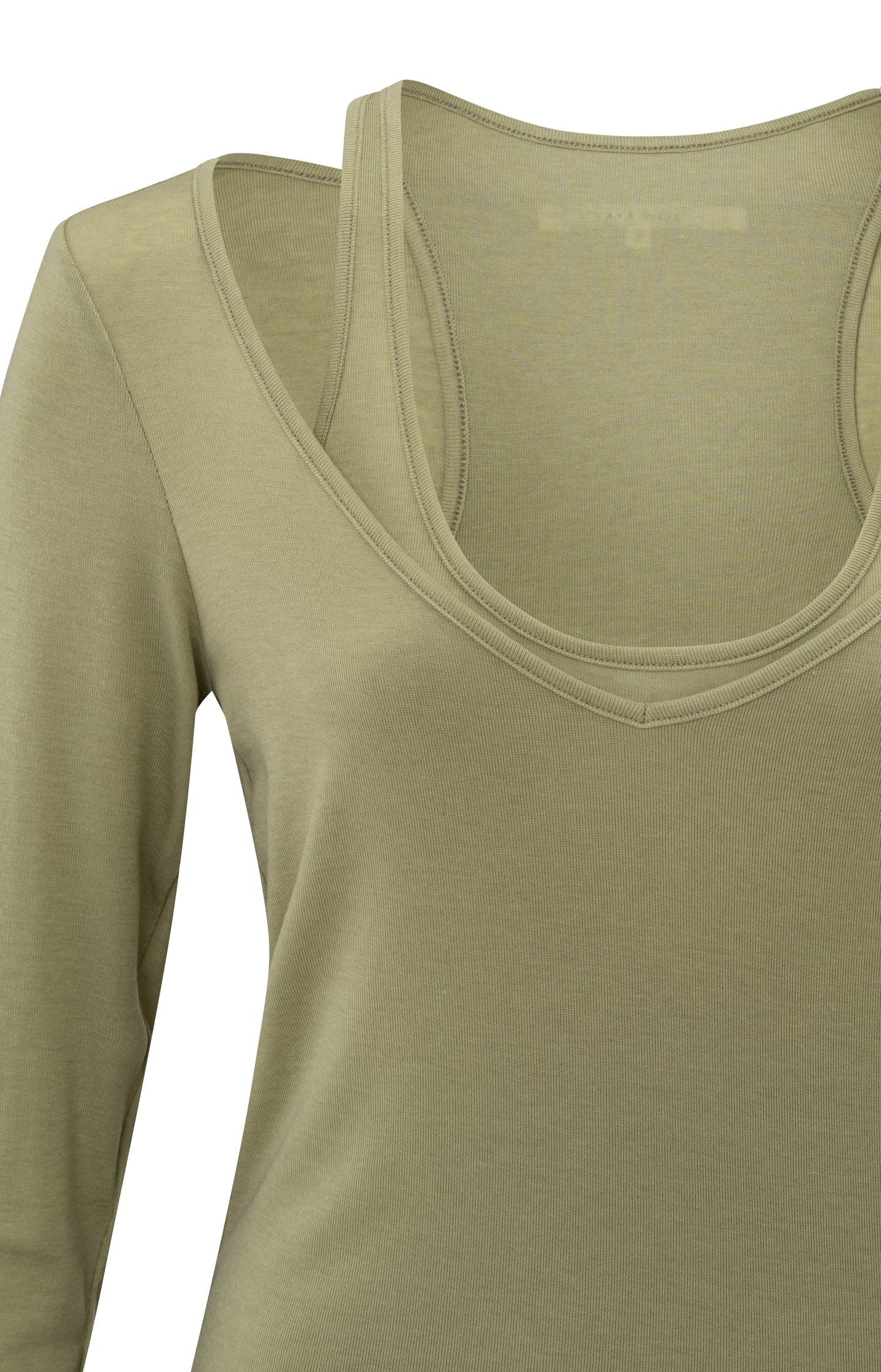 Zachte groene two-in-one top met lange mouwen en een diepe ronde hals - YAYA
