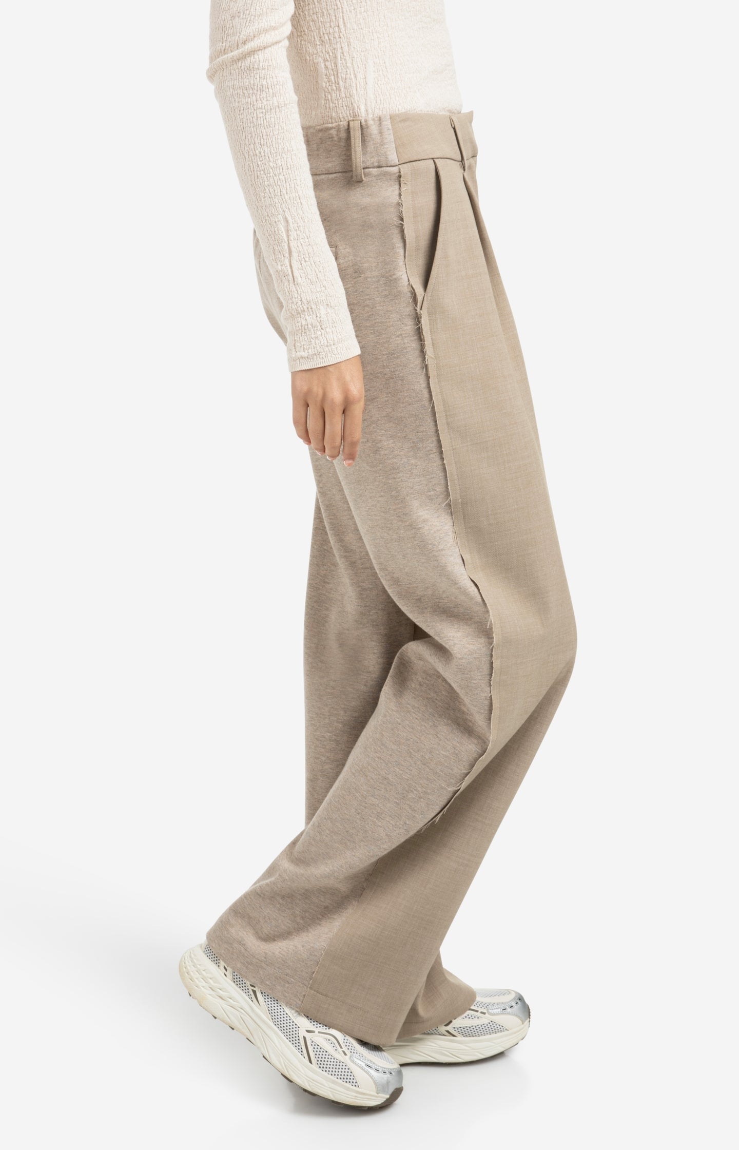 Wide leg trousers with jersey fabric back
