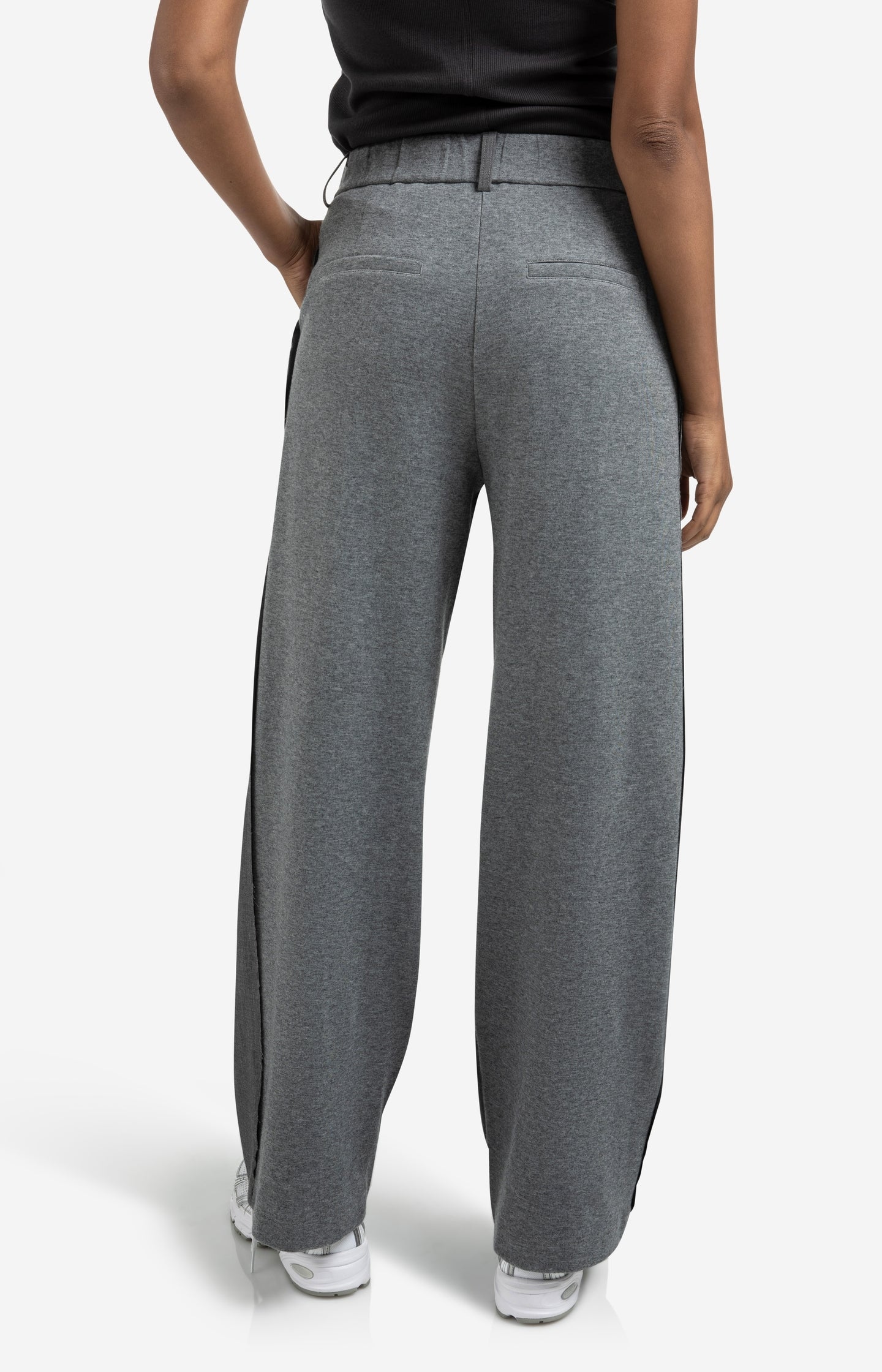 Wide leg trousers with jersey fabric back