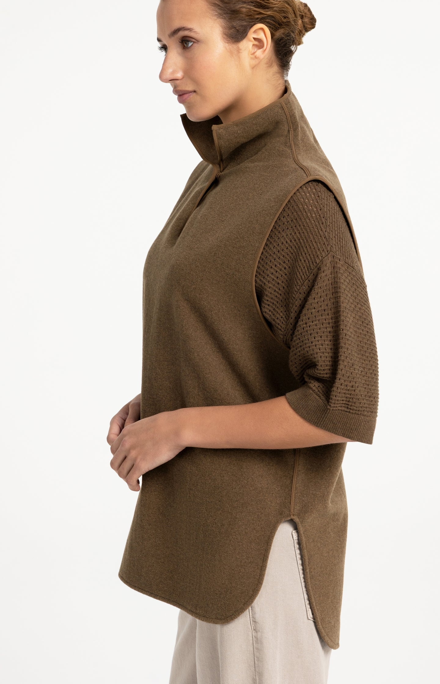 Wool blend bodywarmer with stand-up collar